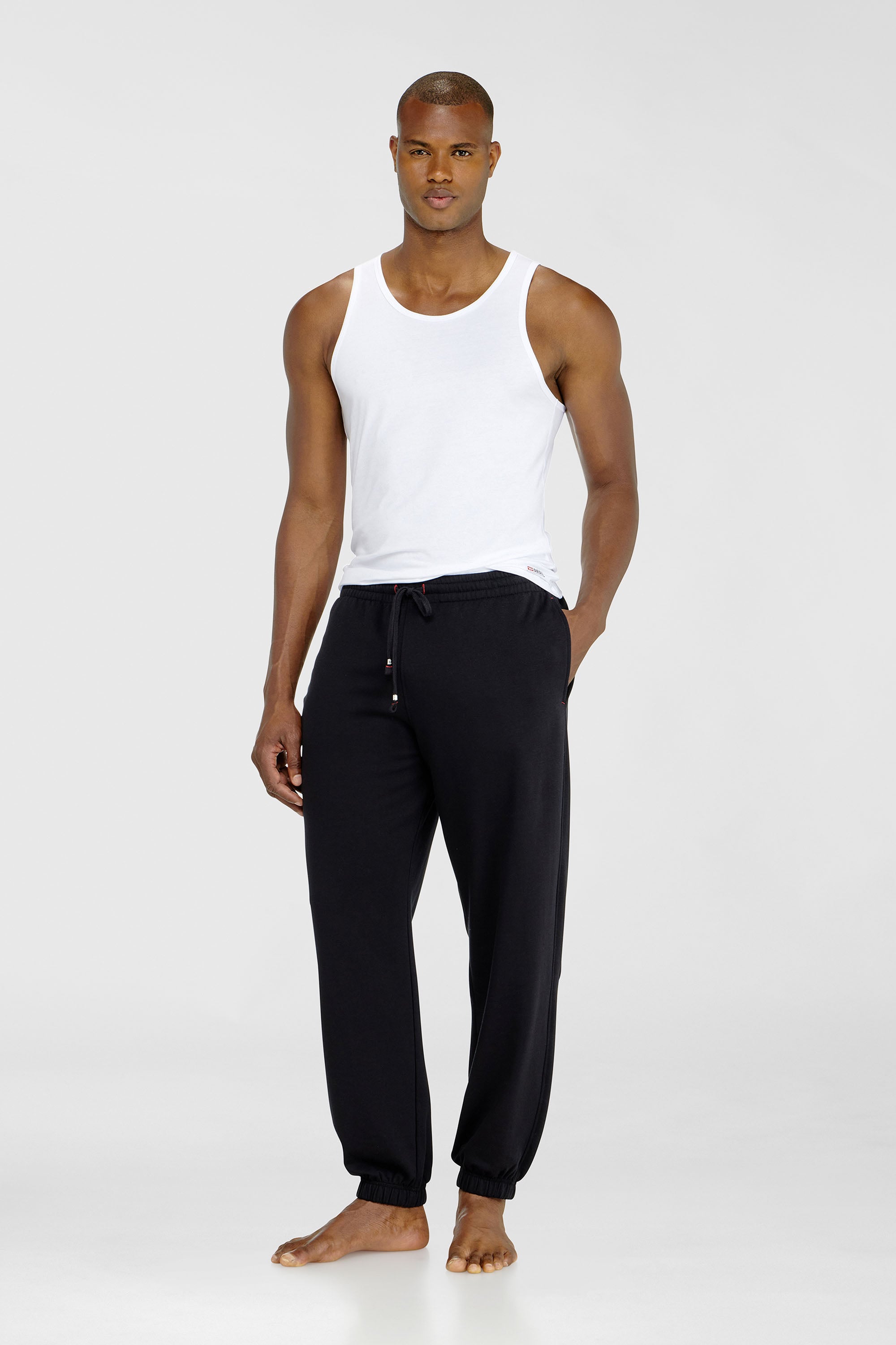 Diesel - LENNY-D-CORE, Pantalon de jogging en m&eacute;lange de coton gratt&eacute; Homme in Noir - 1