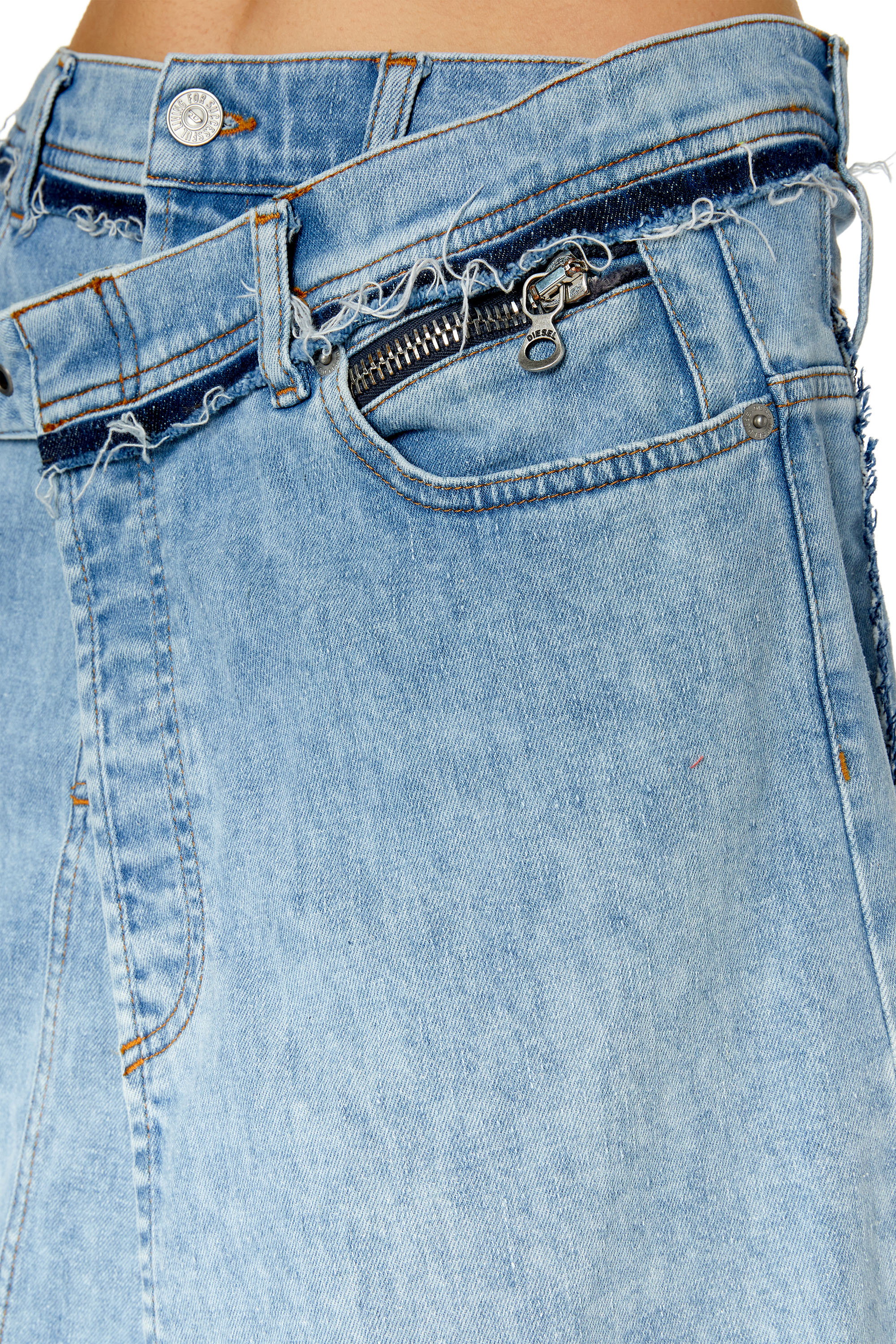 Diesel - DE-PENDENCE-MID, Falda envolvente en forma de A en denim Mujer in Azul marino - 5