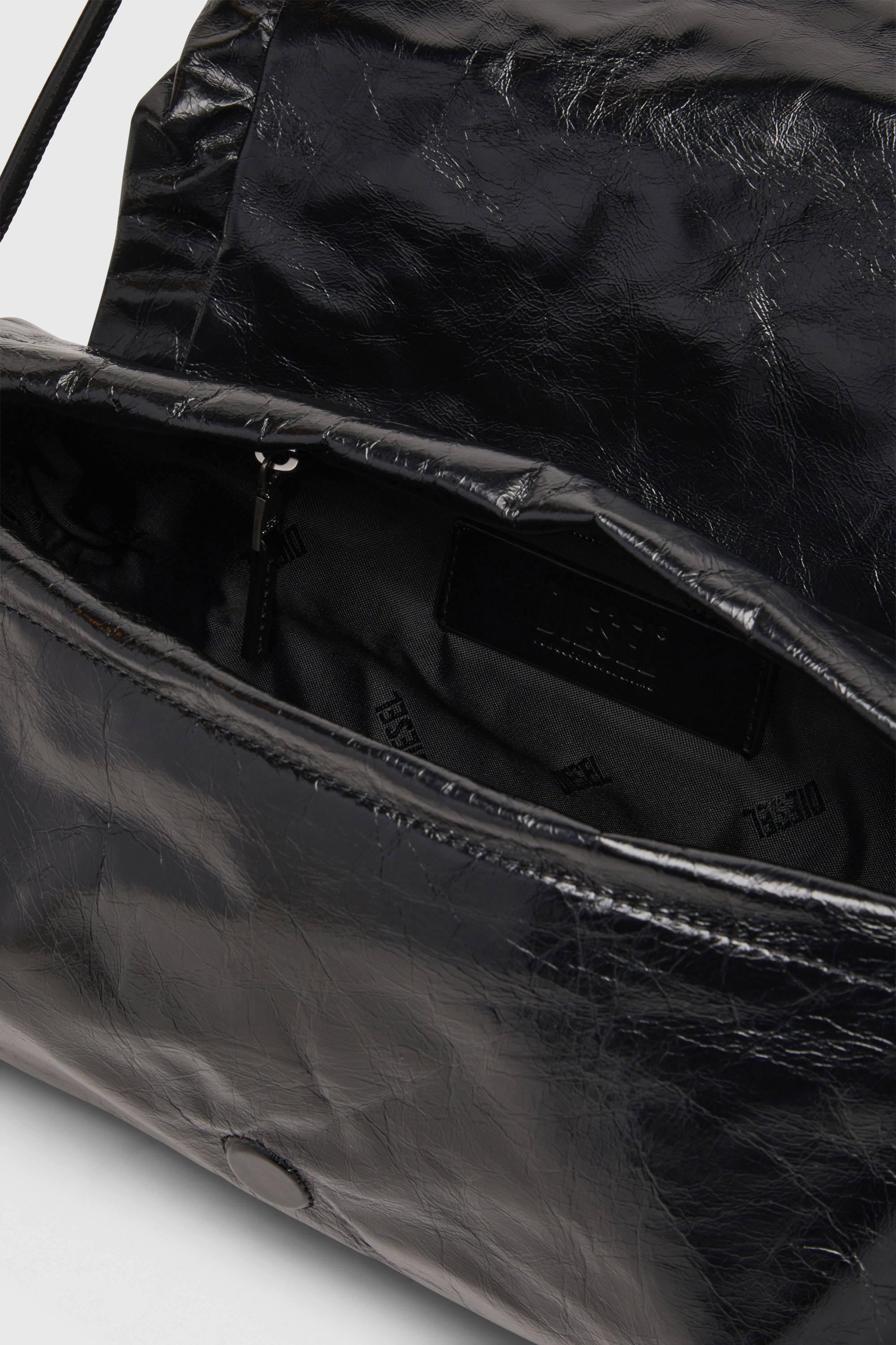 Women's Scrunch-D-Shoulder bag in scrunched shiny leather | Black