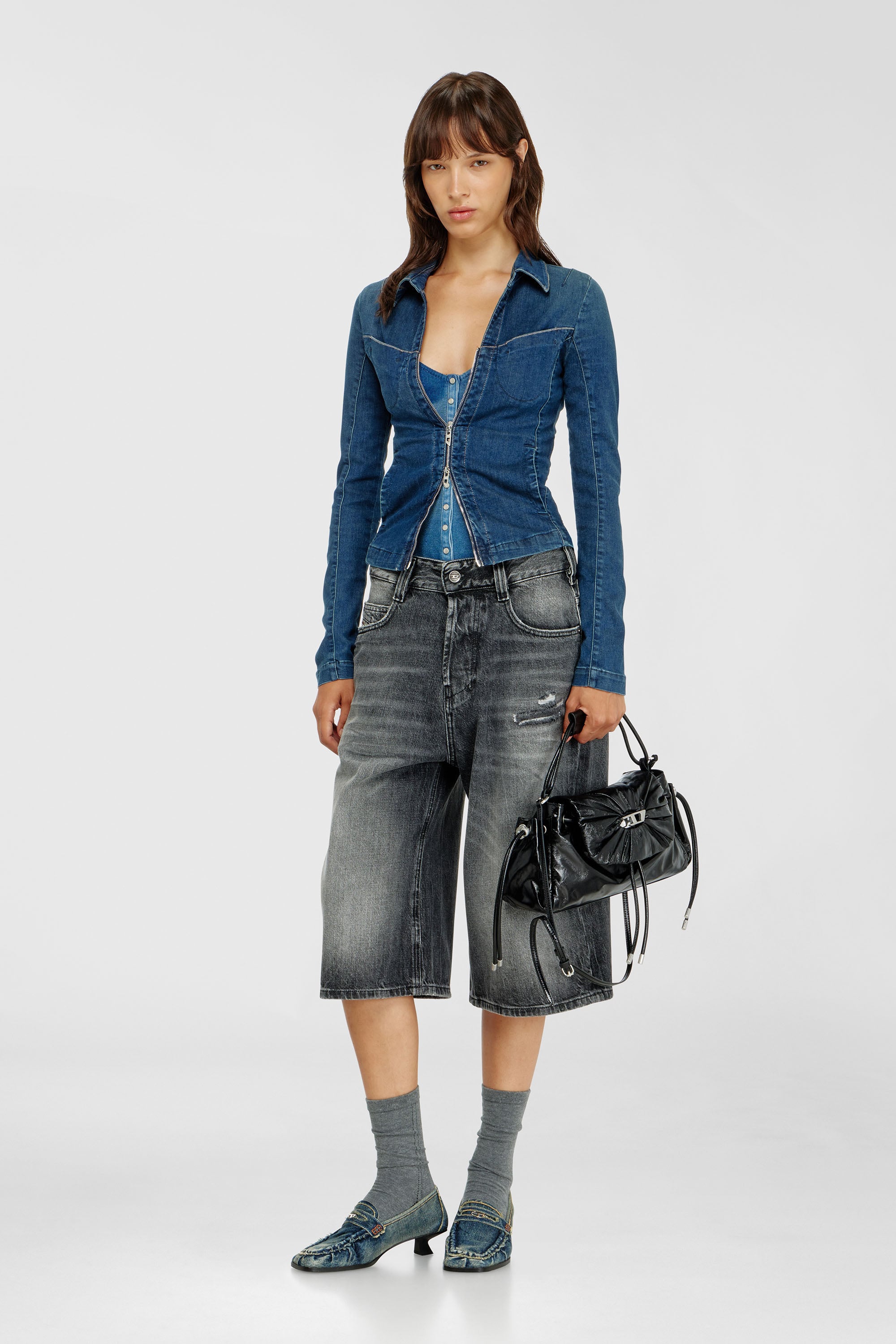 Diesel - SCRUNCH-D TOP HANDLE, Scrunch-D - Bolso de mano en piel brillante arrugada Mujer in Negro - 1