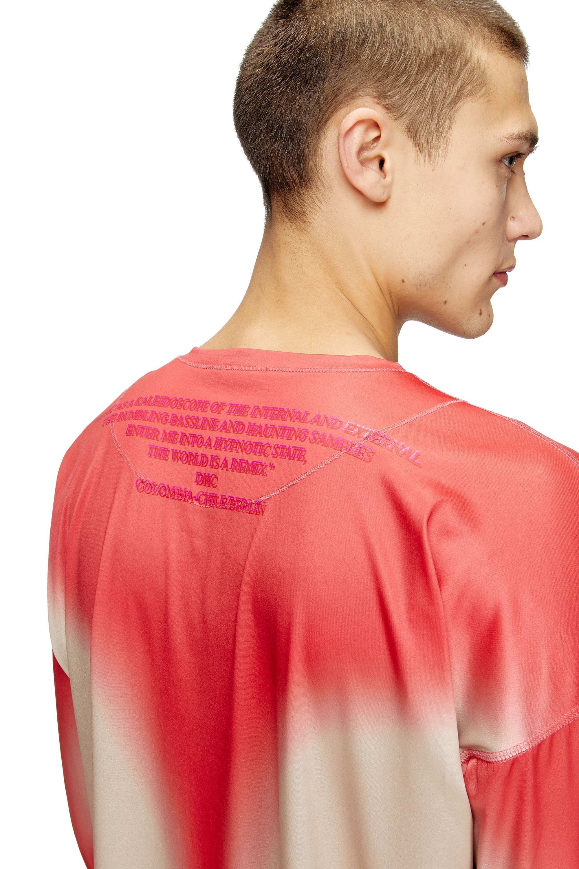 Diesel - T-OLAVI-BB, Unisex's Long-sleeve tech-jersey T-shirt with lyrics print in Pink - 5