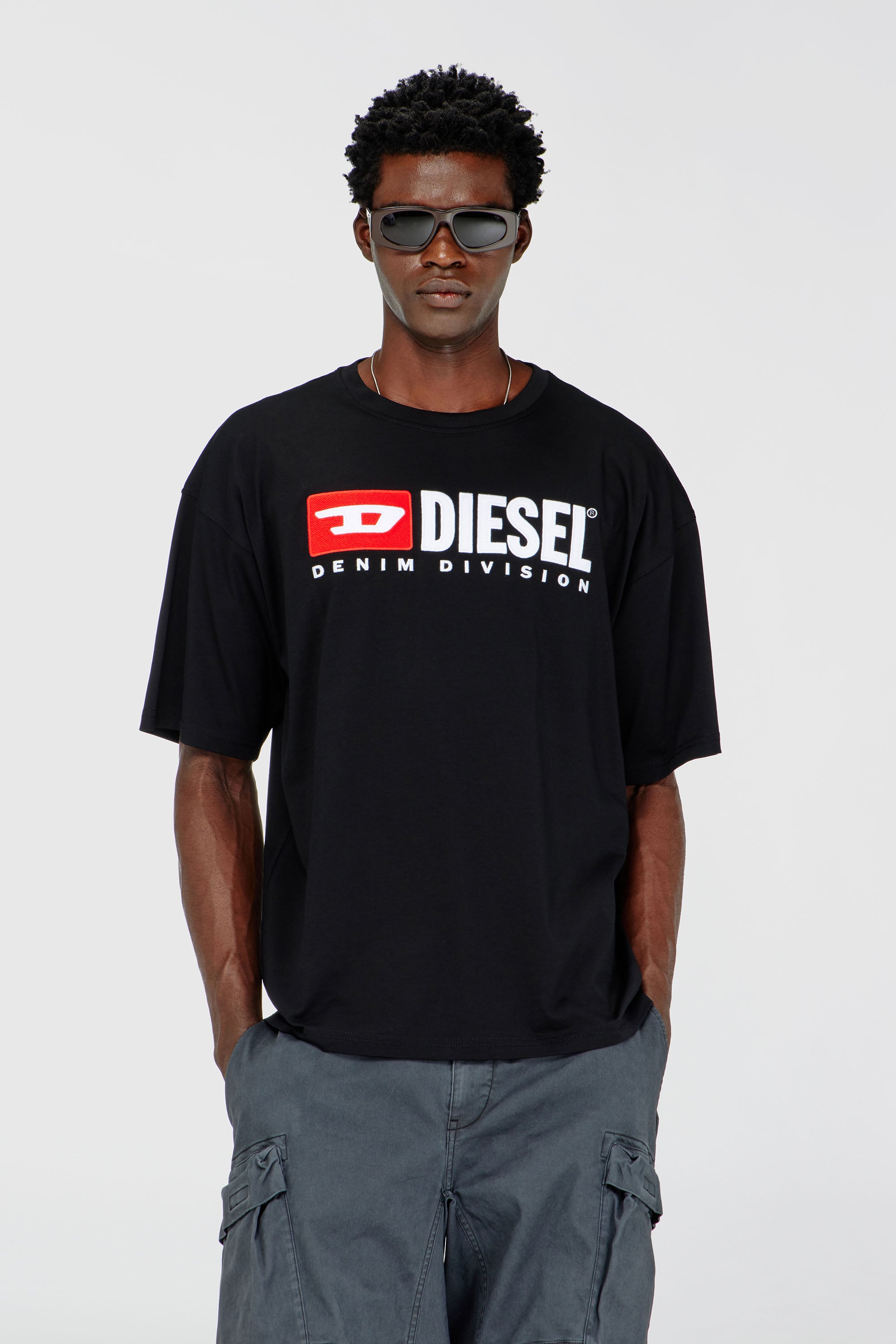 Diesel - T-BOXT-DIV, Man's T-Boxt-Div Relaxed Fit Tee in Black - 1