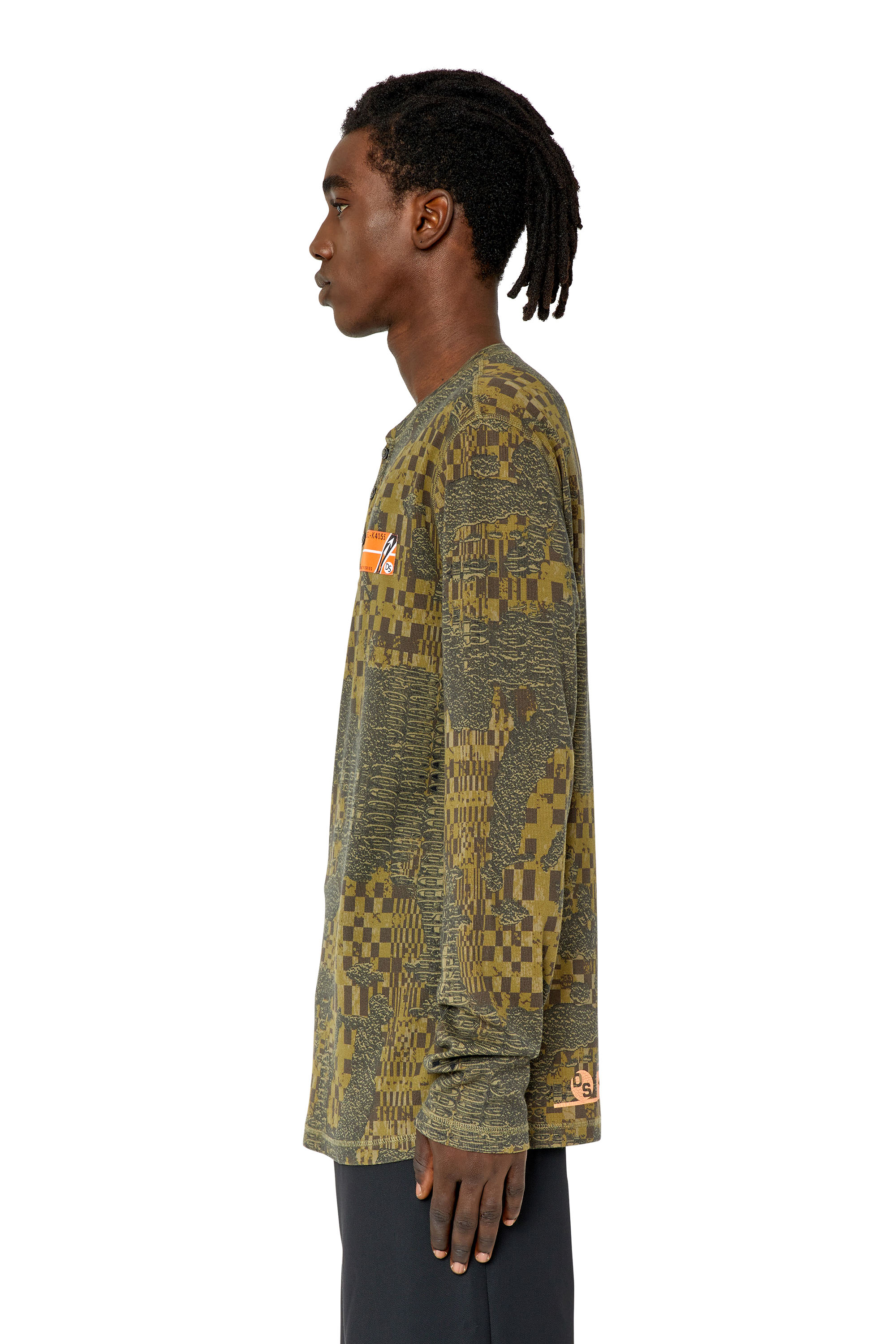 Diesel - T-JUSER-G1, Top abotonado con estampado de camuflaje Hombre in Verde - 6