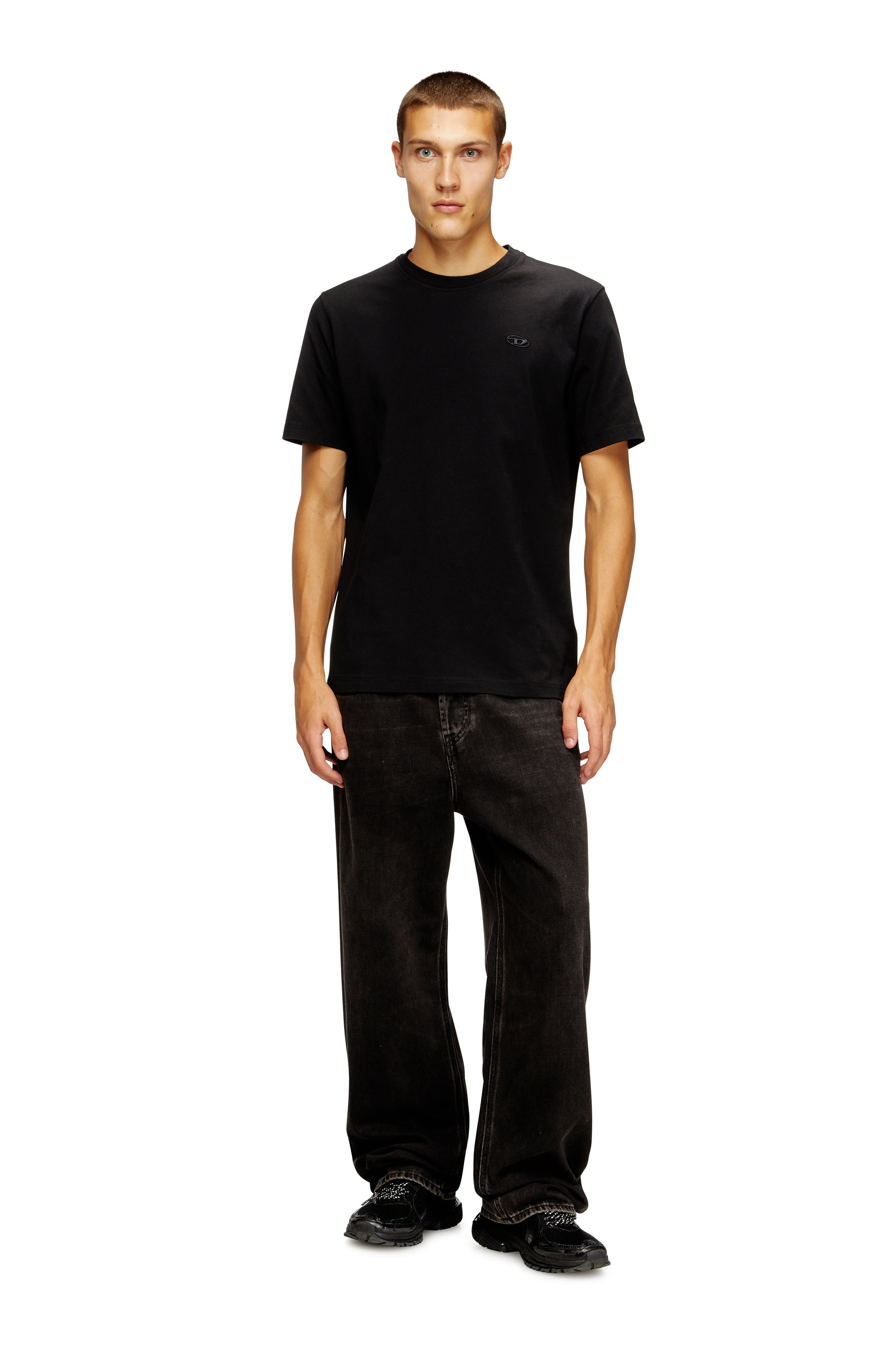 T-ADJUST-T10, Noir