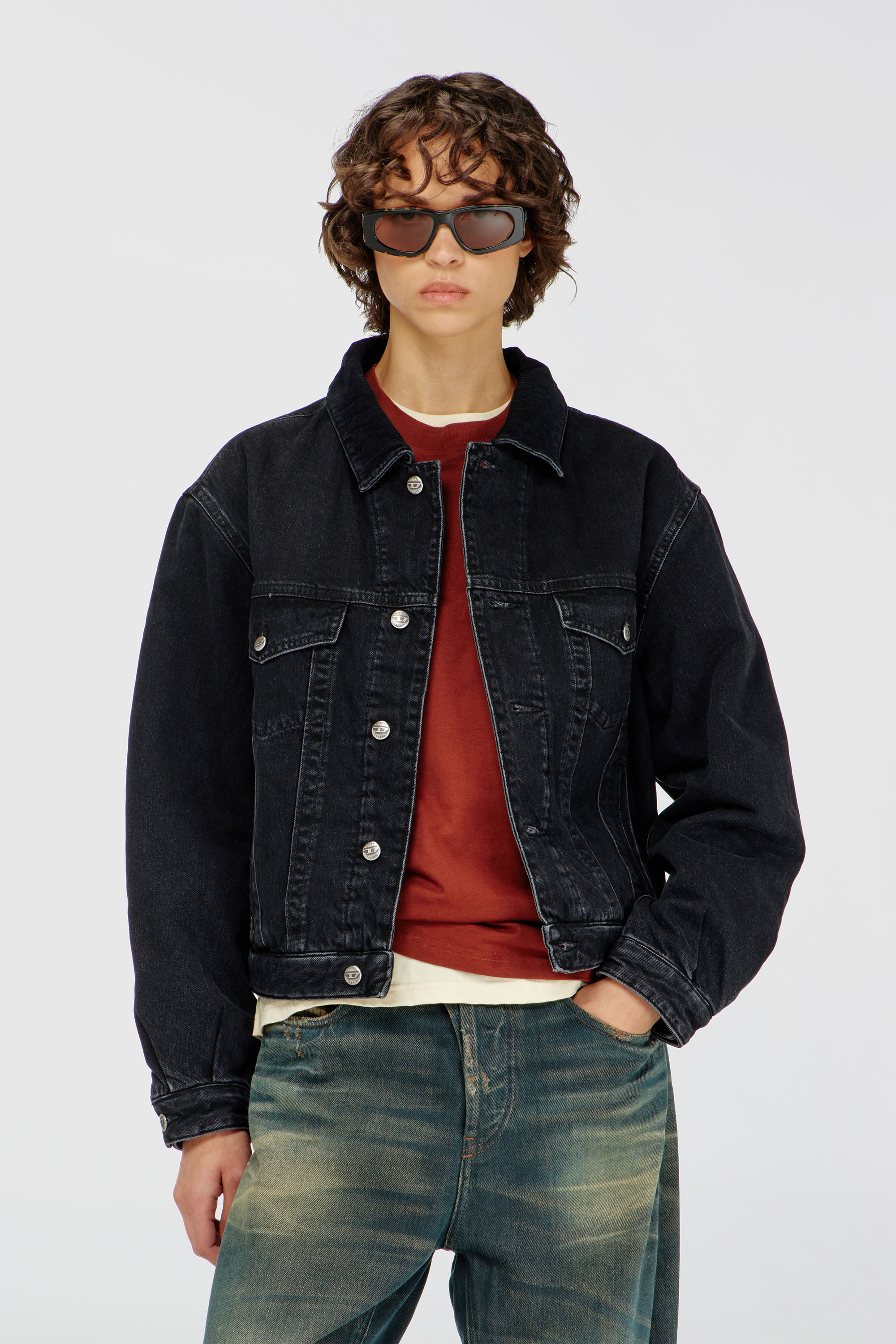 Diesel - D-RANGER-T, Veste rembourr&eacute;e de camionneur en denim Mixte in Noir - 6