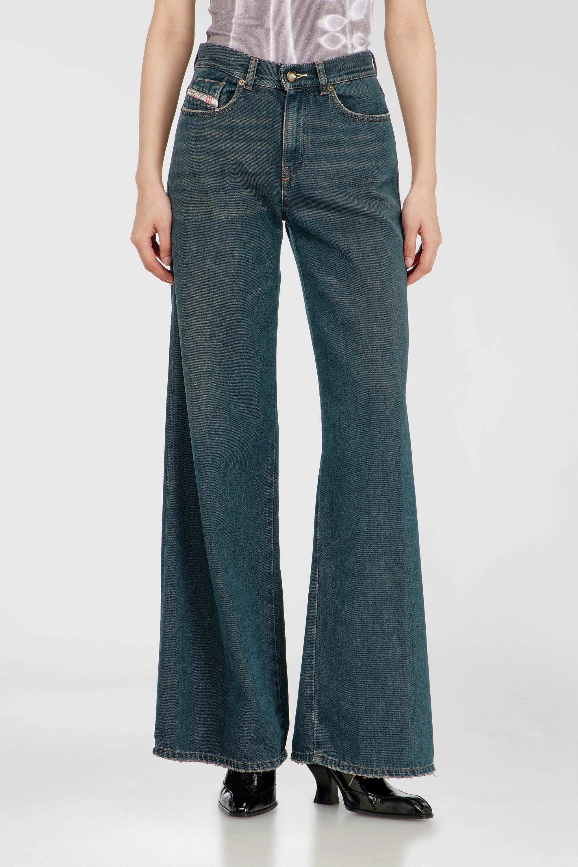 Diesel - Woman's Flare Jeans 1978 D-Akemi 09P83, Dark Blue - 2