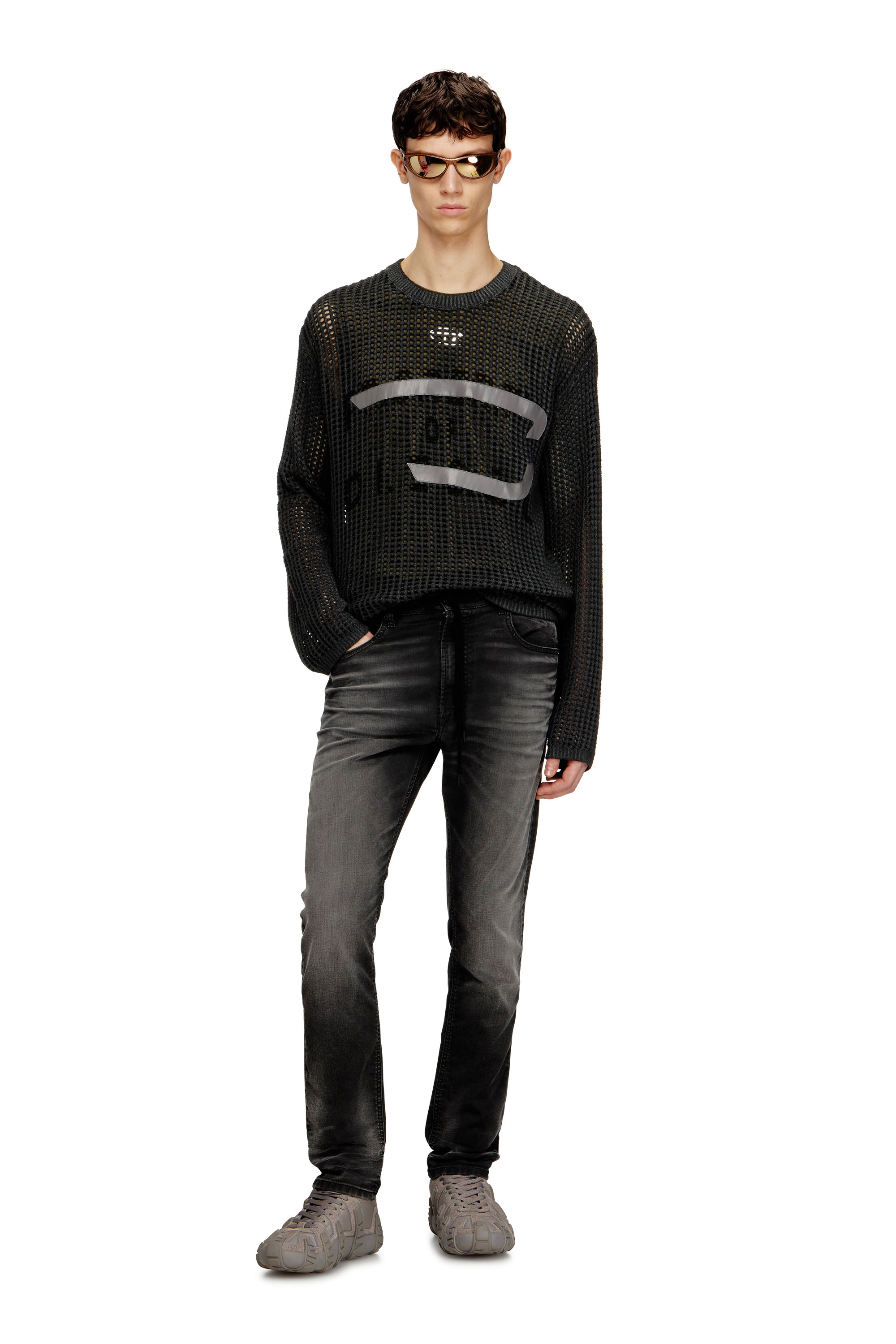 Diesel - Regular 2032 D-Krooley Joggjeans&reg; 068UG Homme, Noir/Gris fonc&eacute; - Image 1