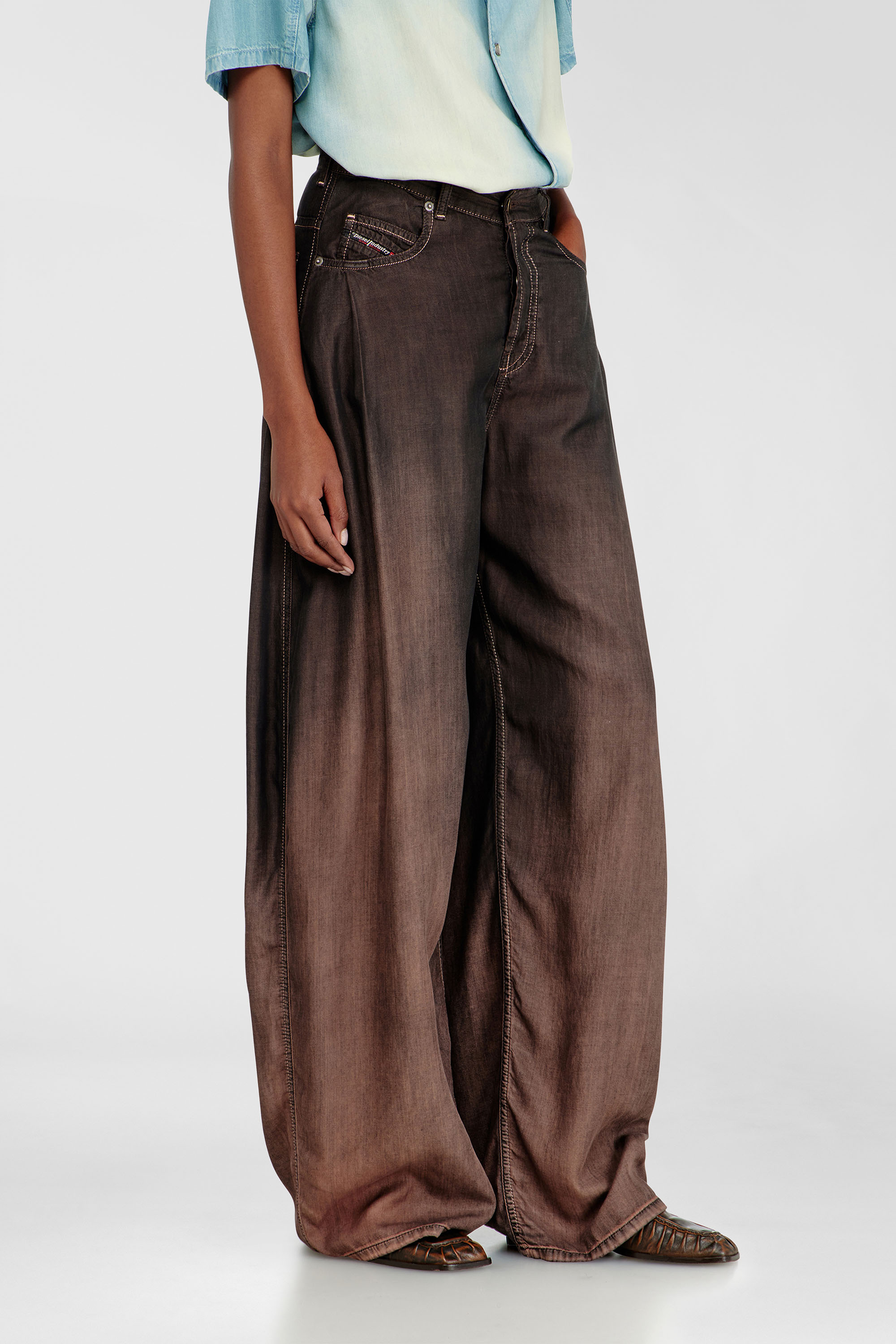 Diesel - Female's Relaxed Jeans 1987 D-Khelz 068YF, Brown - 7