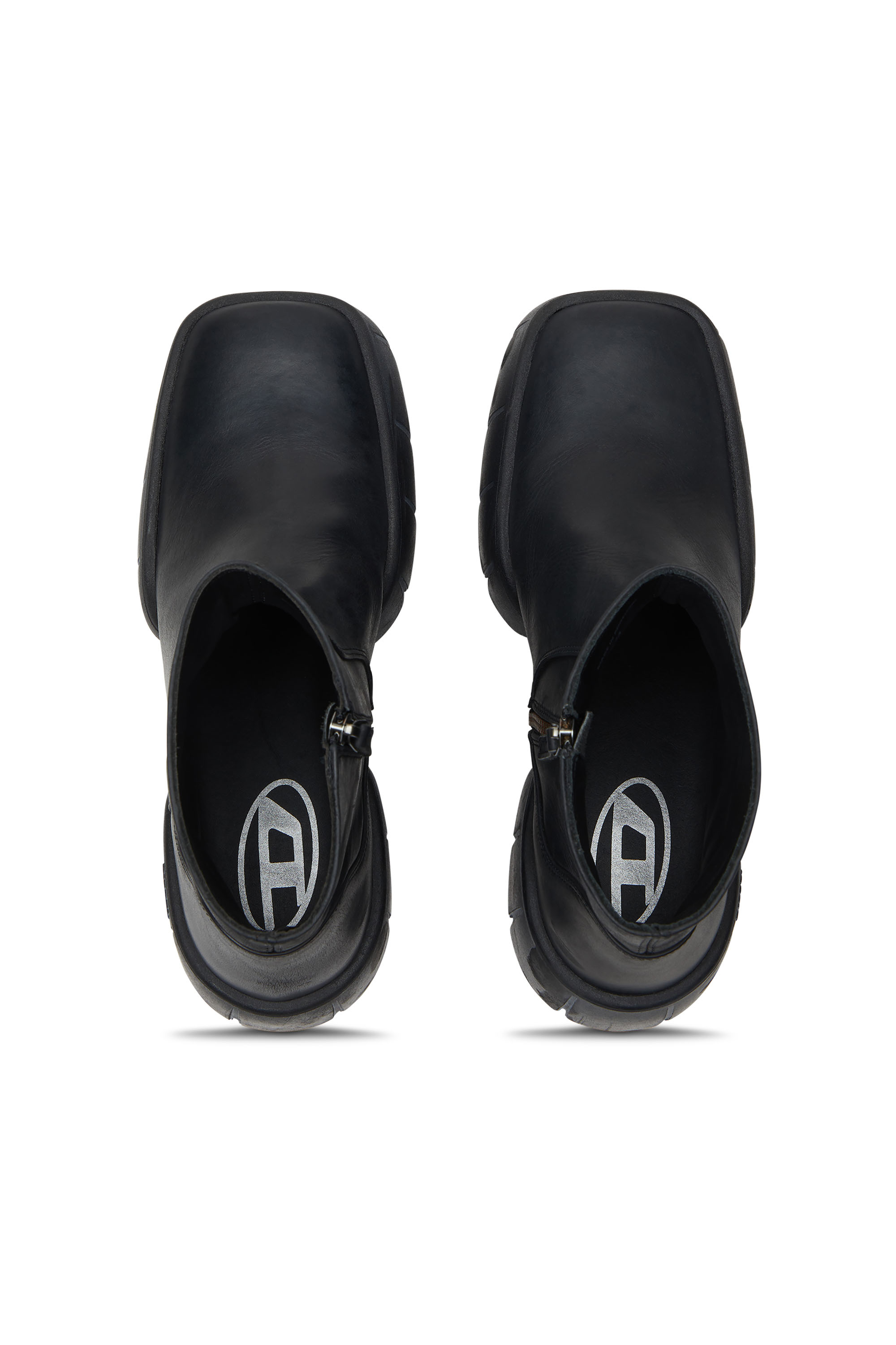 Diesel - D-TEX BT, Male's D-Tex-Oiled leather ankle boots with split sole in Black - 4