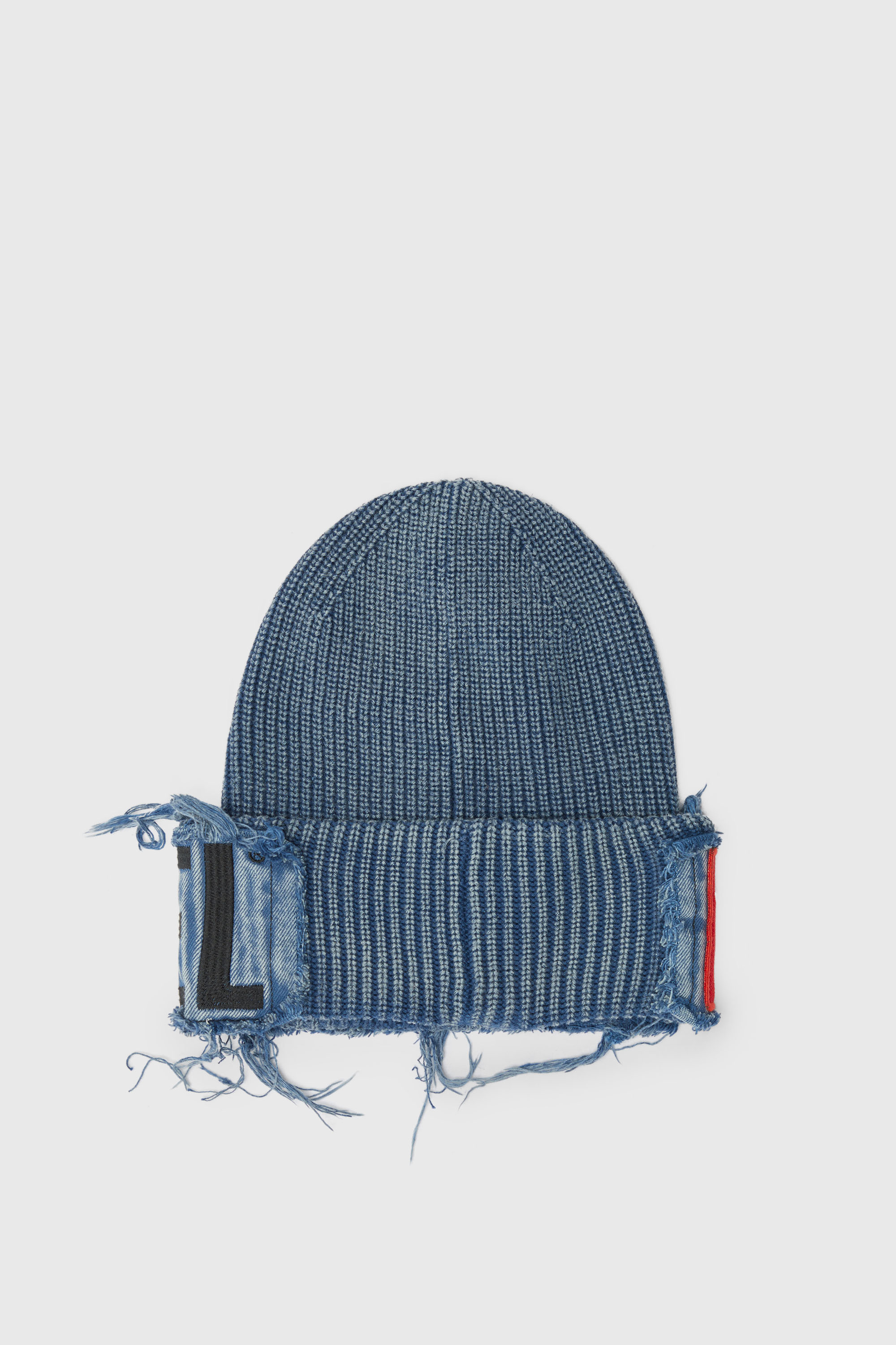 Diesel - K-FROK, Gorro con efecto denim y atrevido detalle de parche Unisex in Azul marino - 2