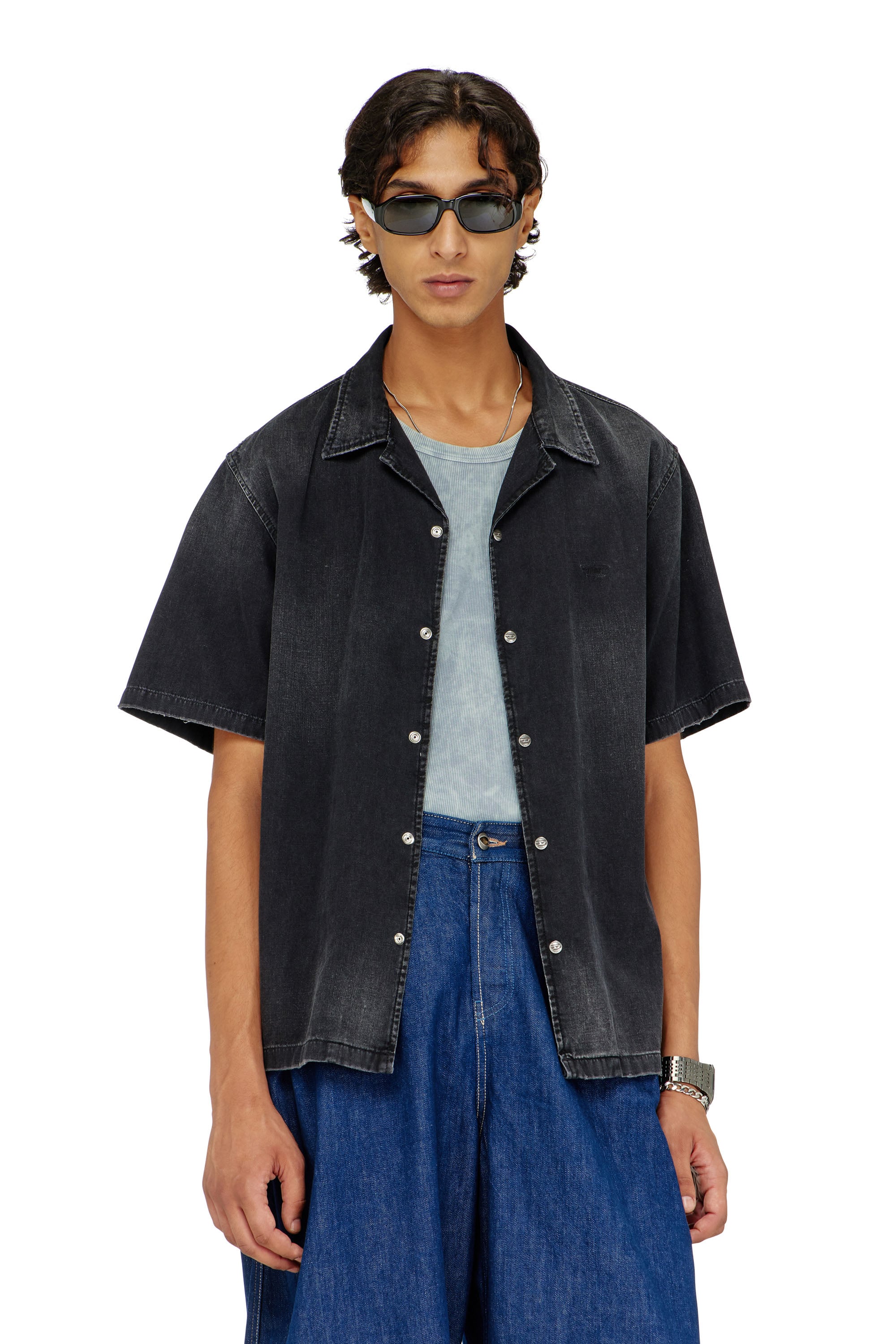 Diesel - D-NABIL-D, Camisa vaquera de manga corta Hombre in Negro - 2