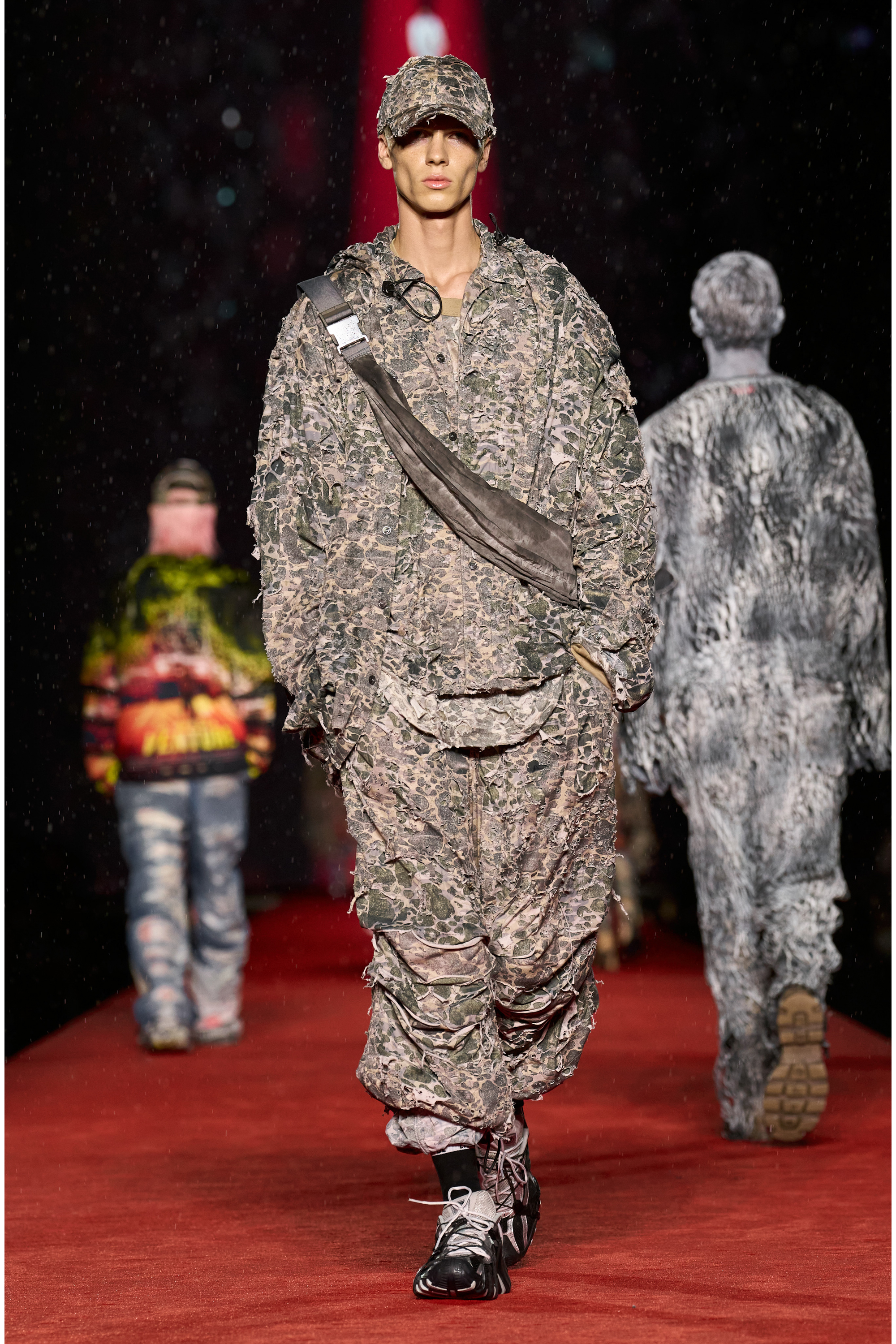 Diesel - C-STEVEN, Casquette de baseball camouflage avec finition destroy Homme in Polychrome - 4