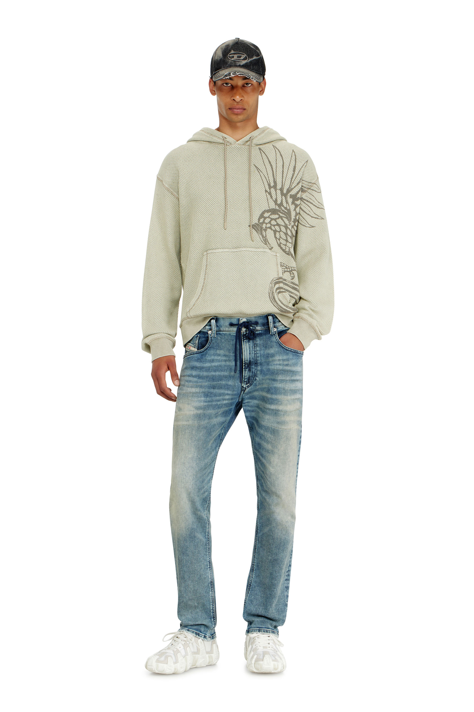 Diesel - Regular 2032 D-Krooley Joggjeans&reg; 09N63 Homme, Bleu Clair - Image 1