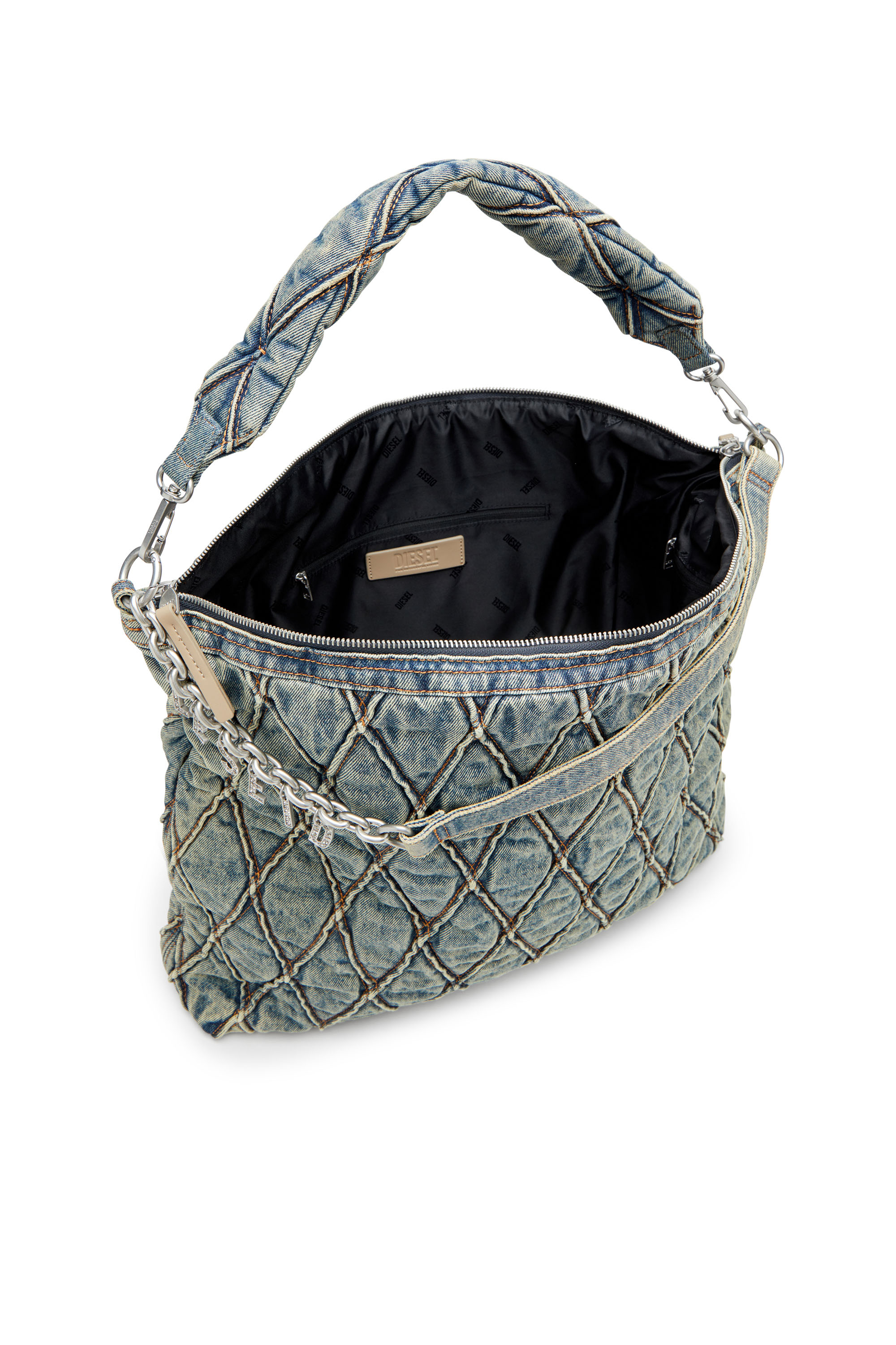 Diesel - CHARM-D HOBO, Charm-D-Grand sac hobo en denim matelassé motif Argyle Femme in Bleu - 3