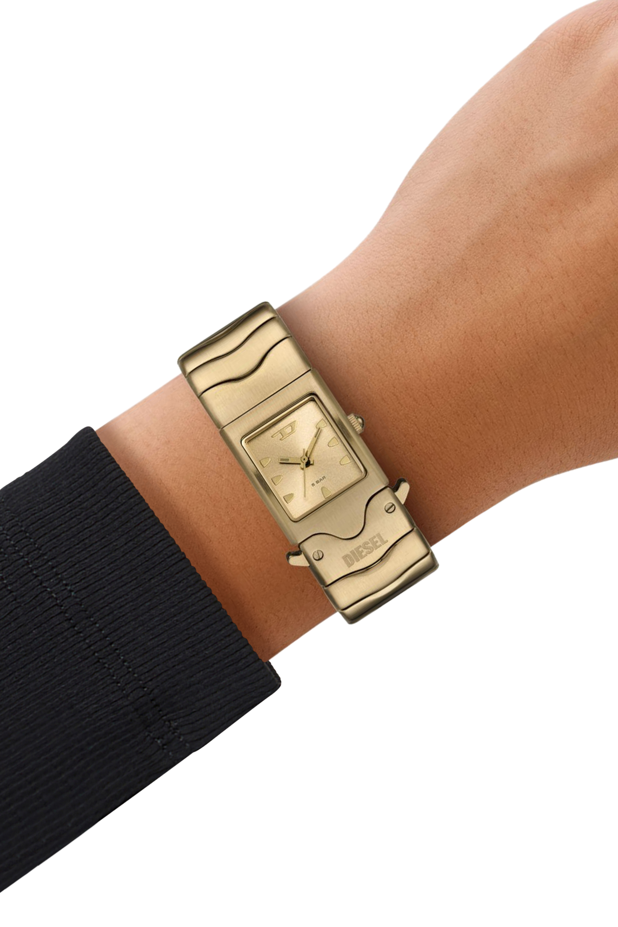 Diesel - DZ2223, Unisex's Diesel Closer Three-Hand Gold-Tone Stainless Steel Watch in Gold - 4