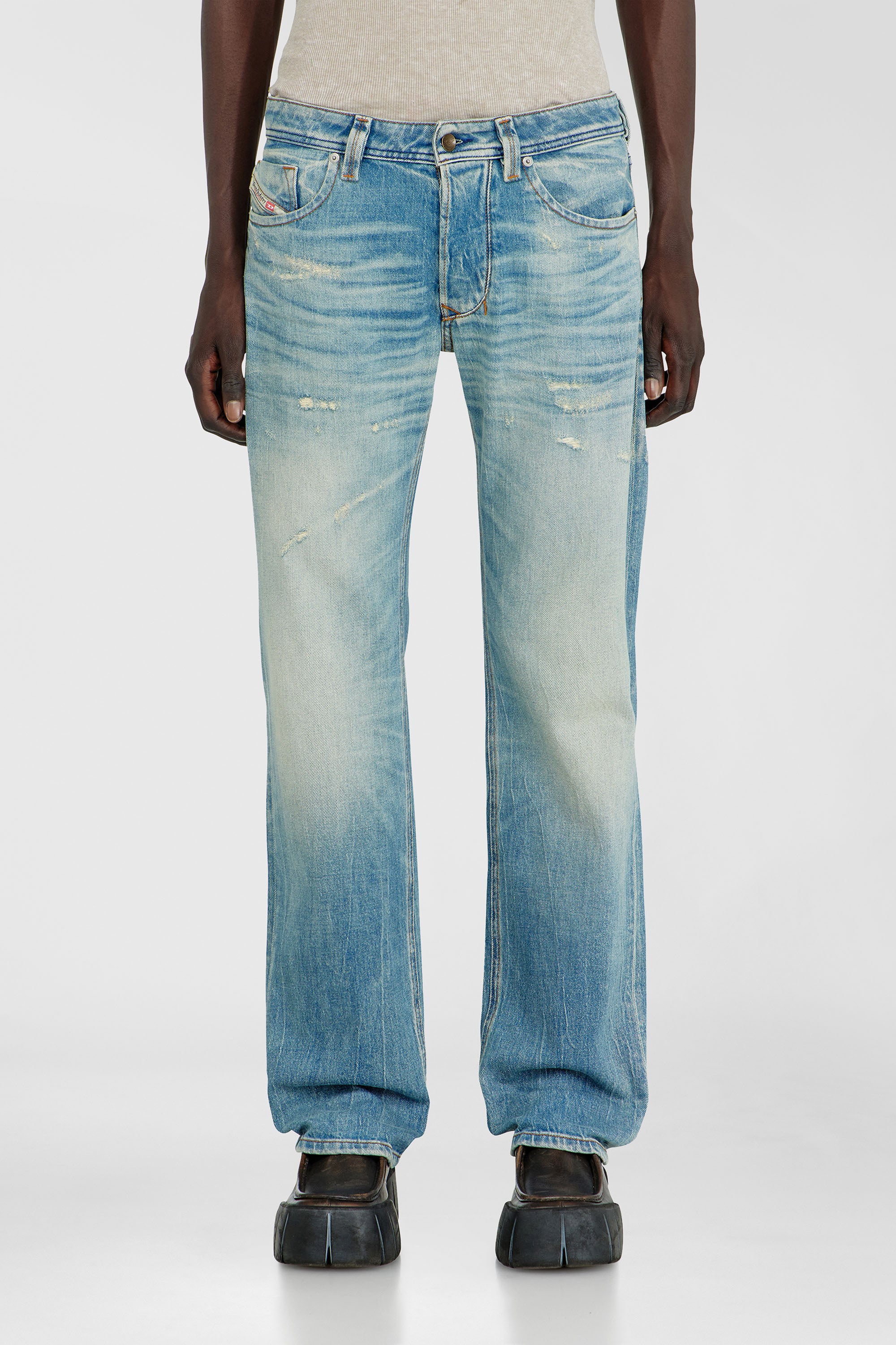 Diesel - Male's Regular Jeans 1985 Larkee 09P33, Light Blue - 1