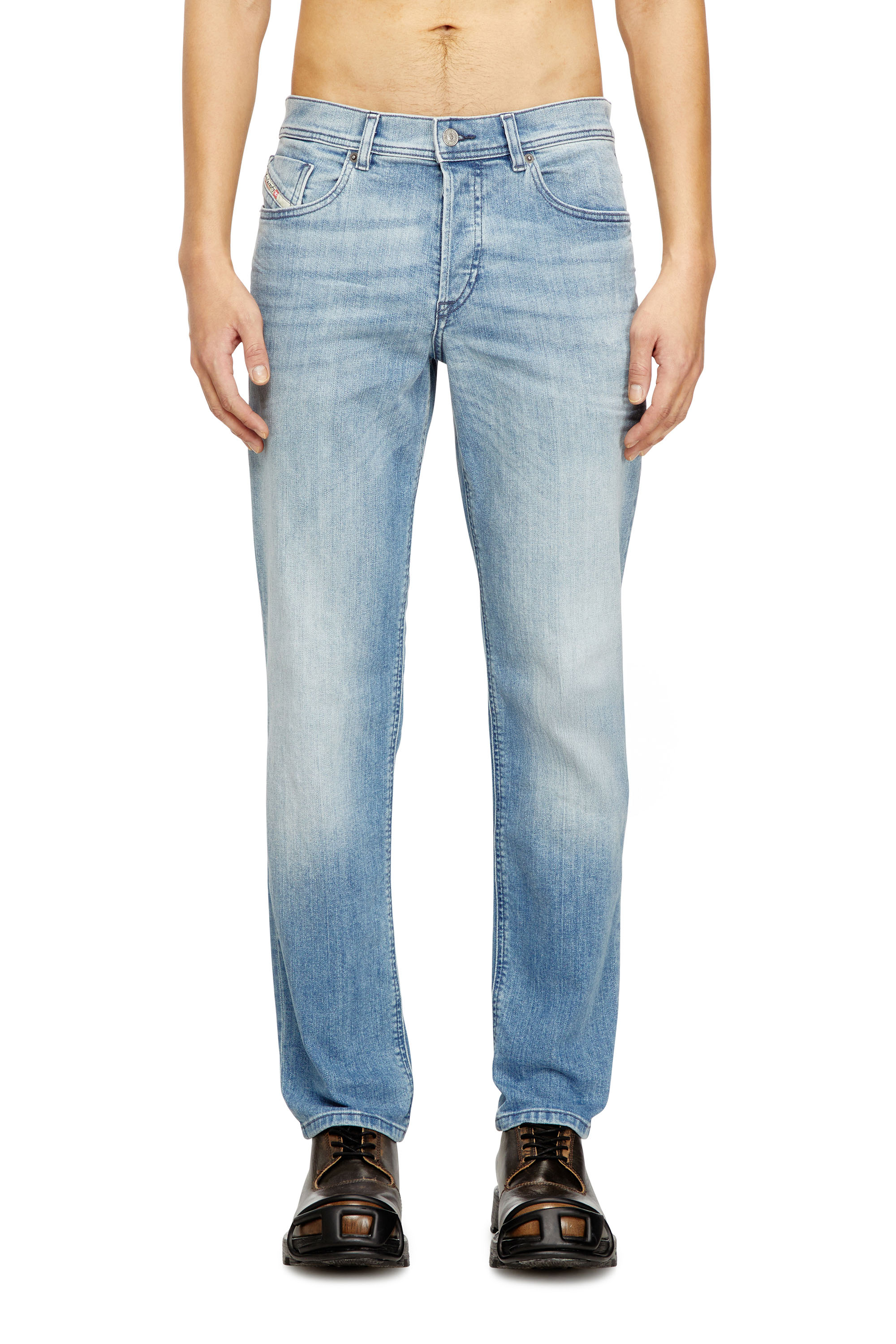 Diesel - Regular Jeans 2023 D-Finitive 0GRDI Hombre, Azul Claro - 3