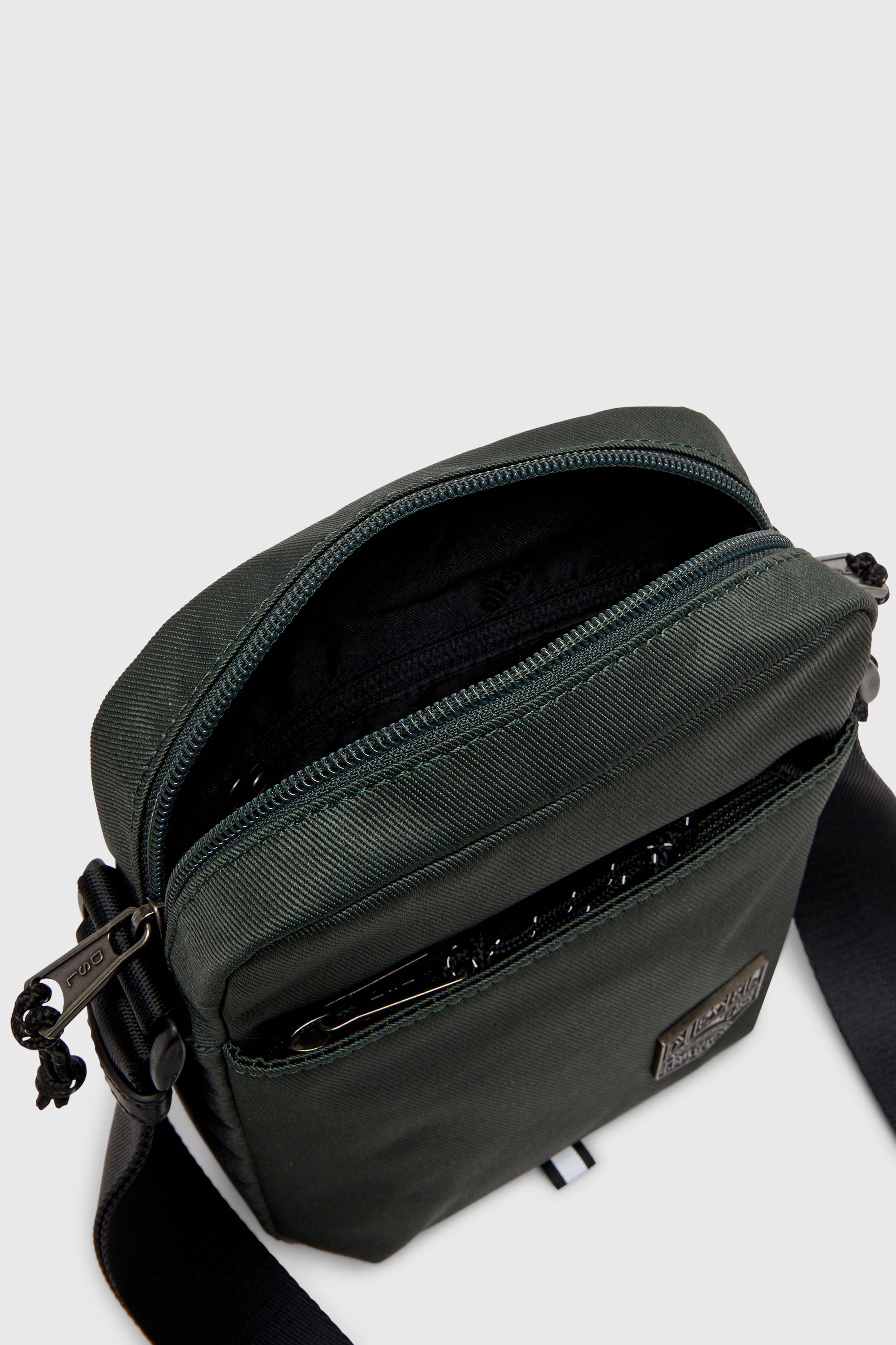 Diesel - D-PACK CROSSBODY X, D-Pack - Bolso bandolera con logo emblem&aacute;tico Unisex in Verde - 3