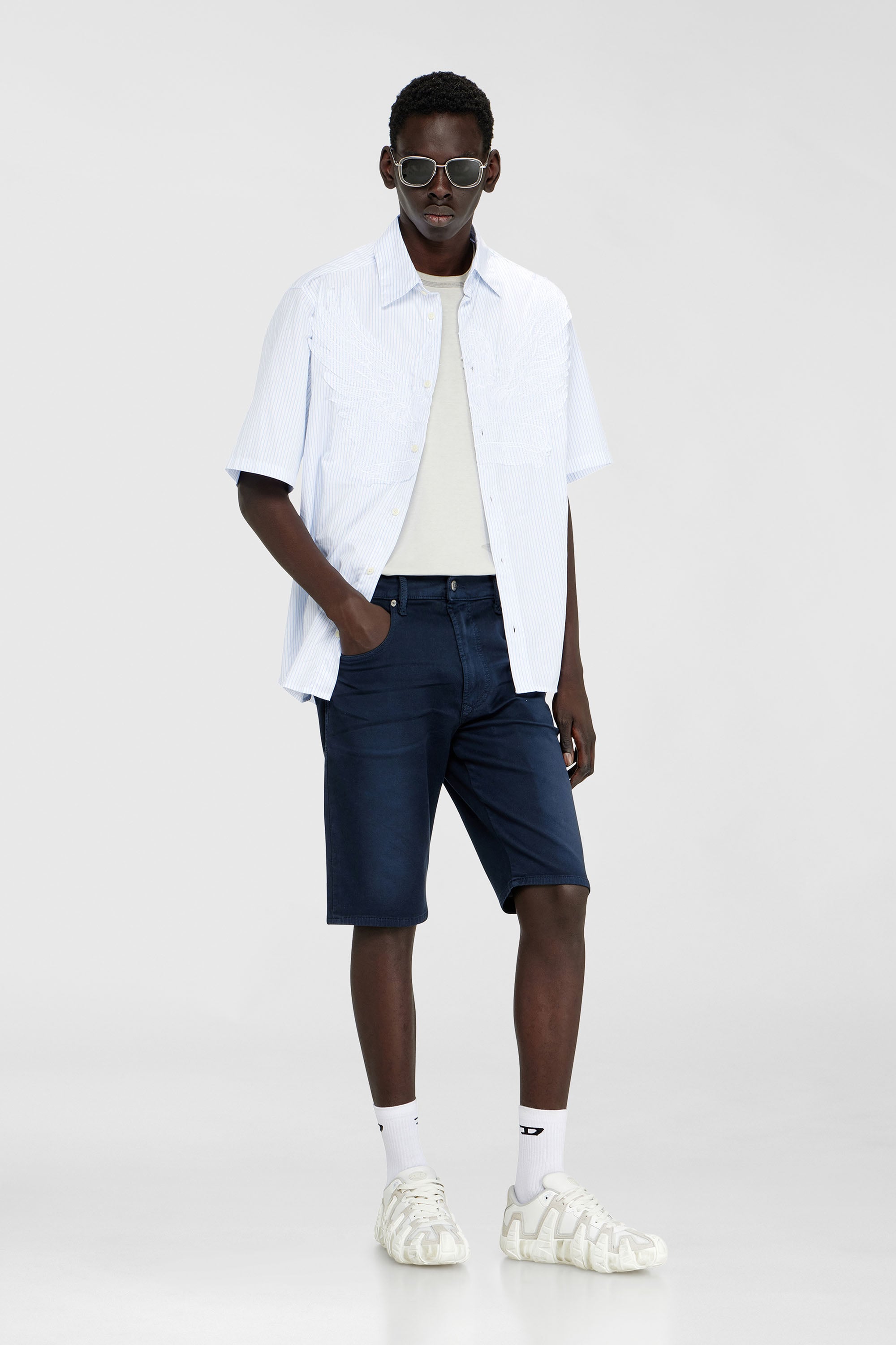 Diesel - 2033 D-KROOLEY-SHORT-BW JOGG, Man's Slim shorts in coloured denim in Dark Blue - 1