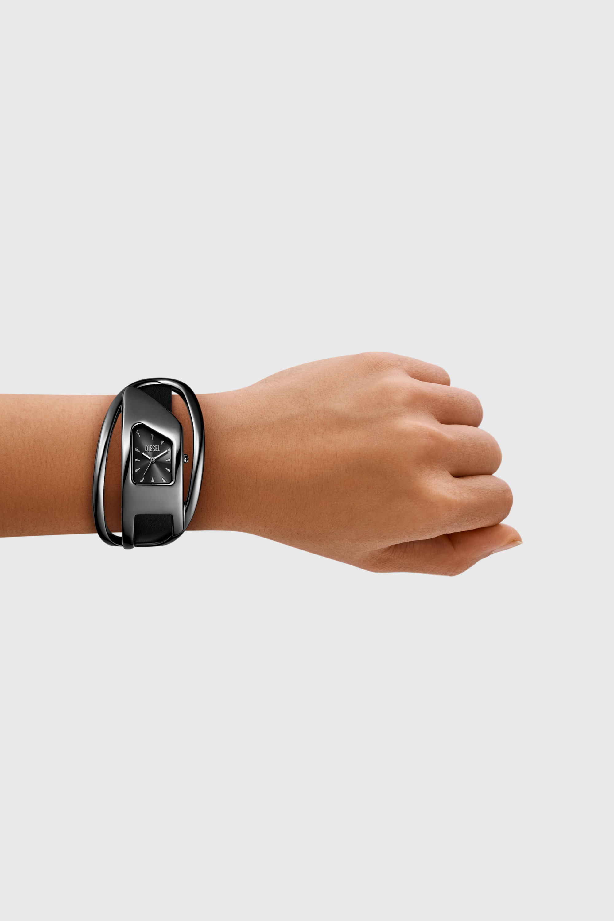 Women's Wrap-D black leather watch | Black | Diesel {{Country}}