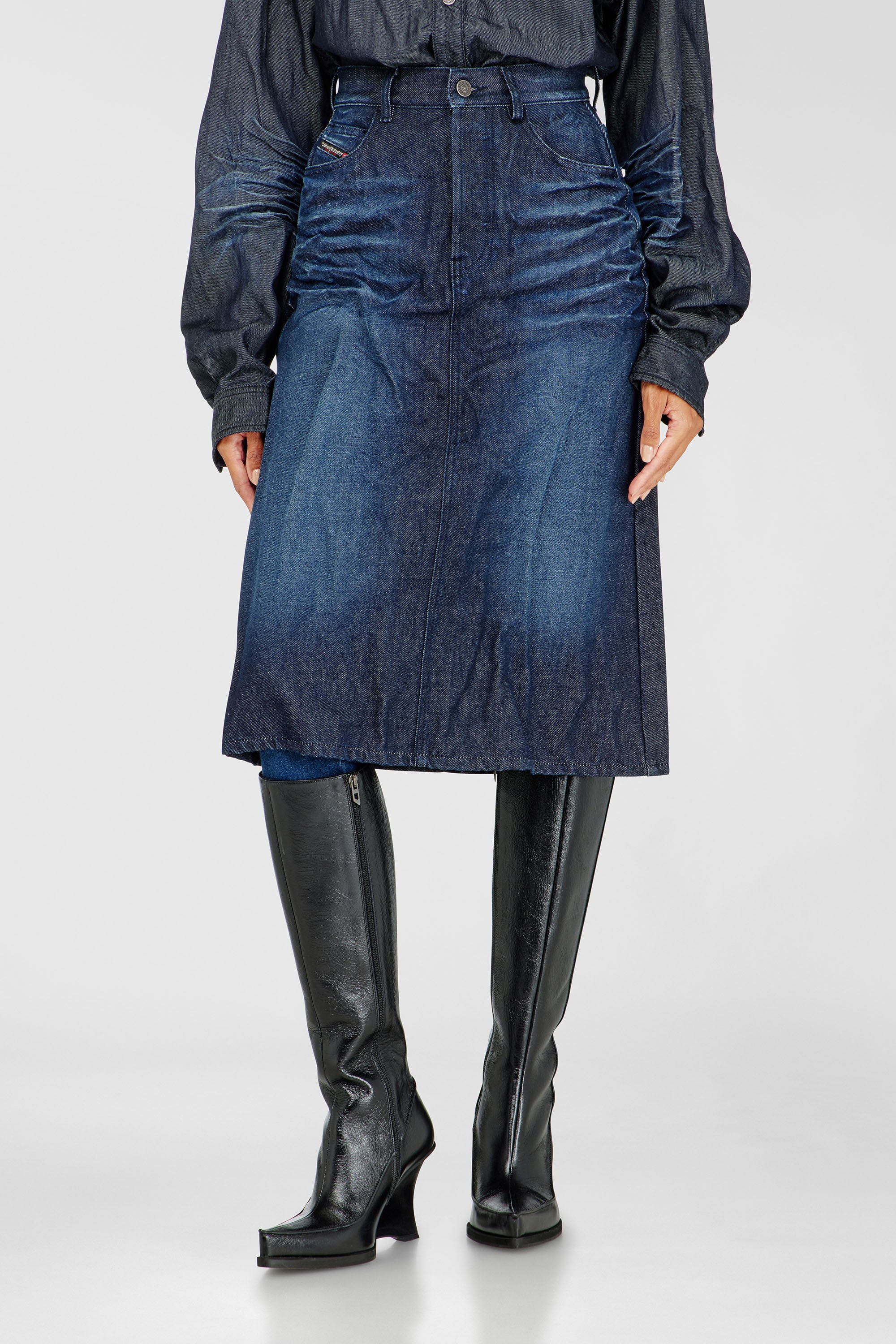 Diesel - DE-IRTI-FSJ, Female's Midi skirt in creased denim in Dark Blue - 1