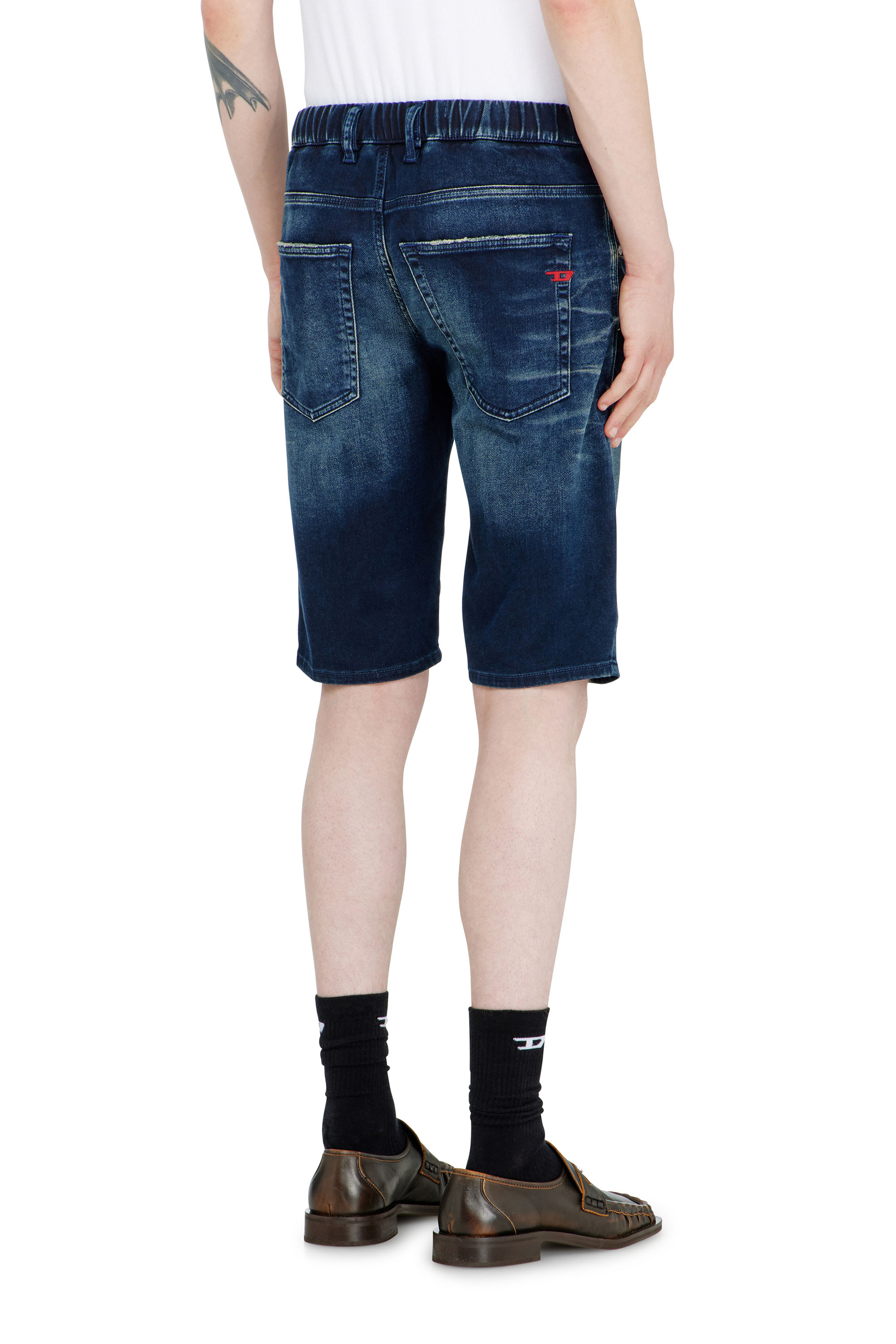 Diesel - 2033 D-KROOLEY-SHORT-BW JOGG, Chino shorts en joggjeans sombreado Hombre in Azul marino - 3