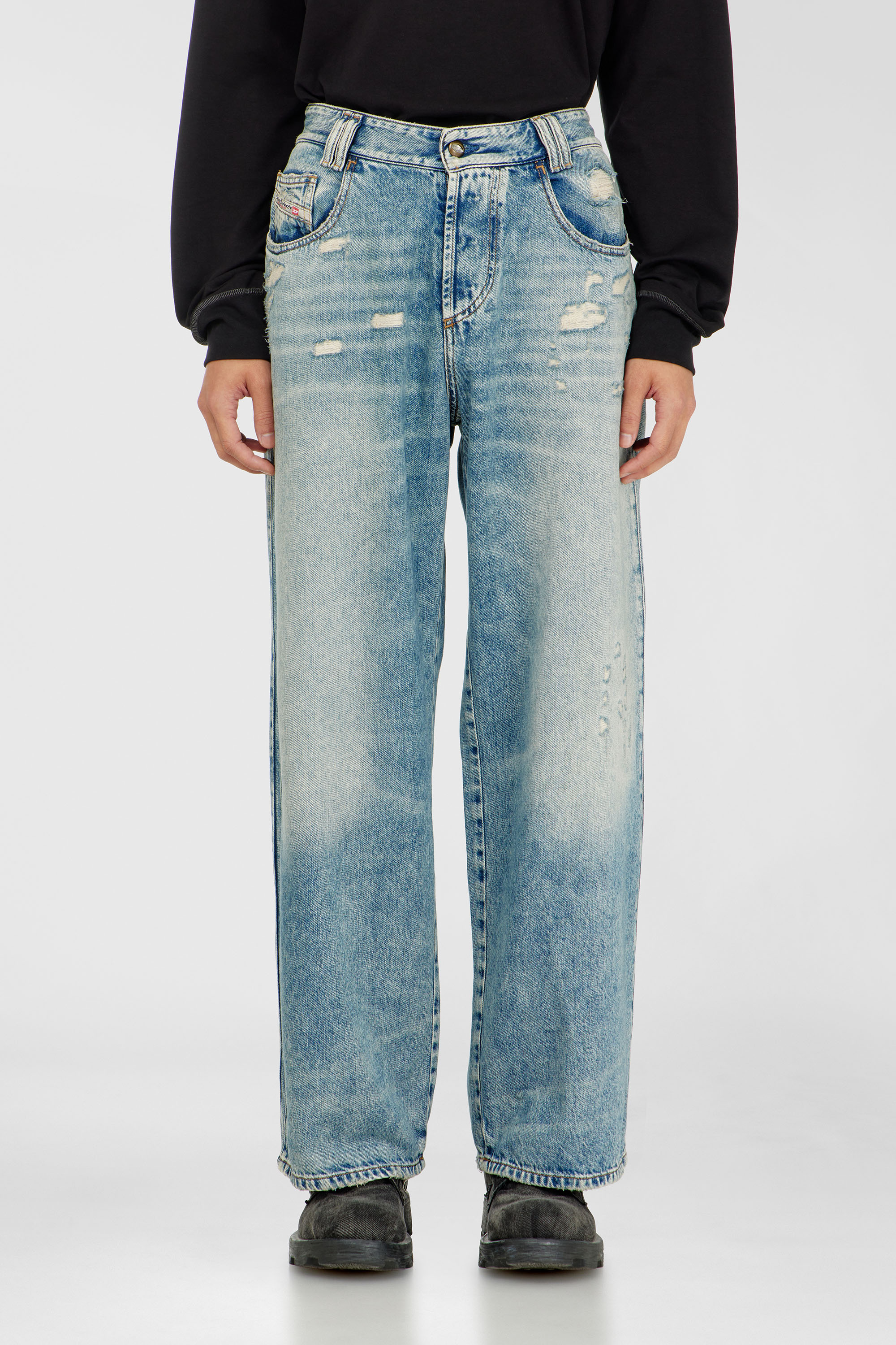 Diesel - Unisex's Relaxed Jeans 1982 D-Hakou 09Q76, Light Blue - 1