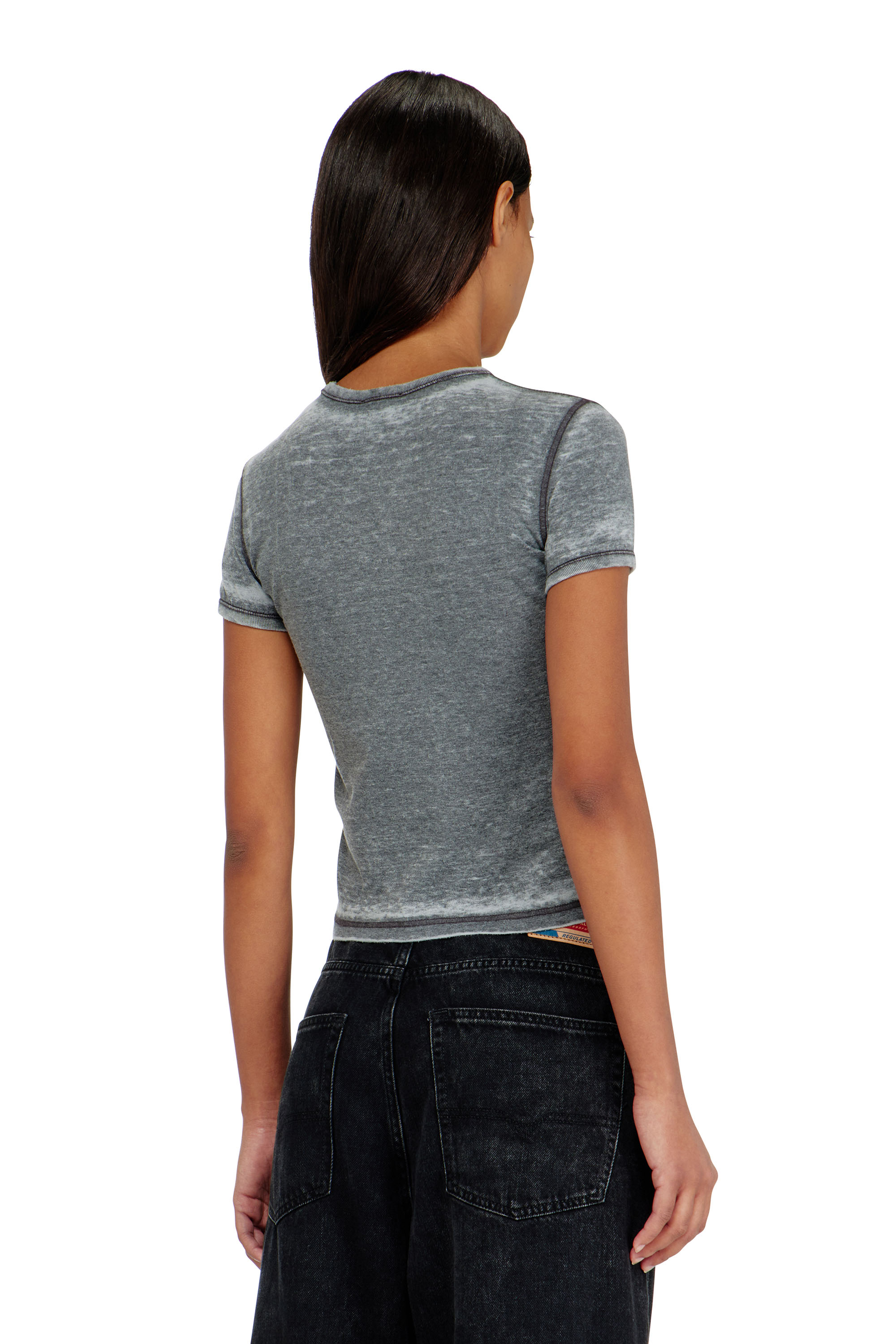 Diesel - T-UNCUTIES-LONG-AA3, Camiseta slim de punto con estampado y tachuelas Mujer in Multicolor - 4