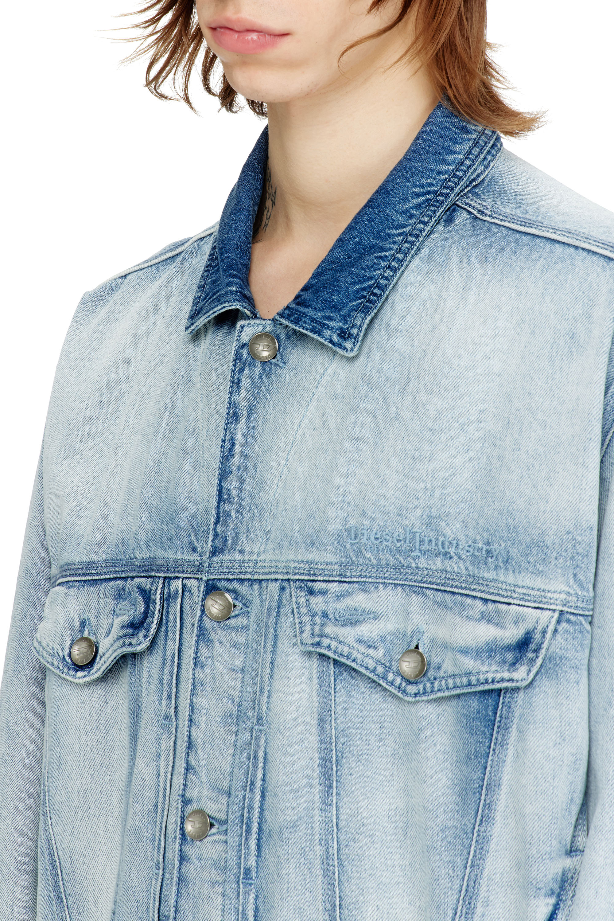 Diesel - D-DENVER-FSI1, Chaqueta trucker en denim skeleton de lavado oscuro medio-claro Unisex in Azul marino - 4