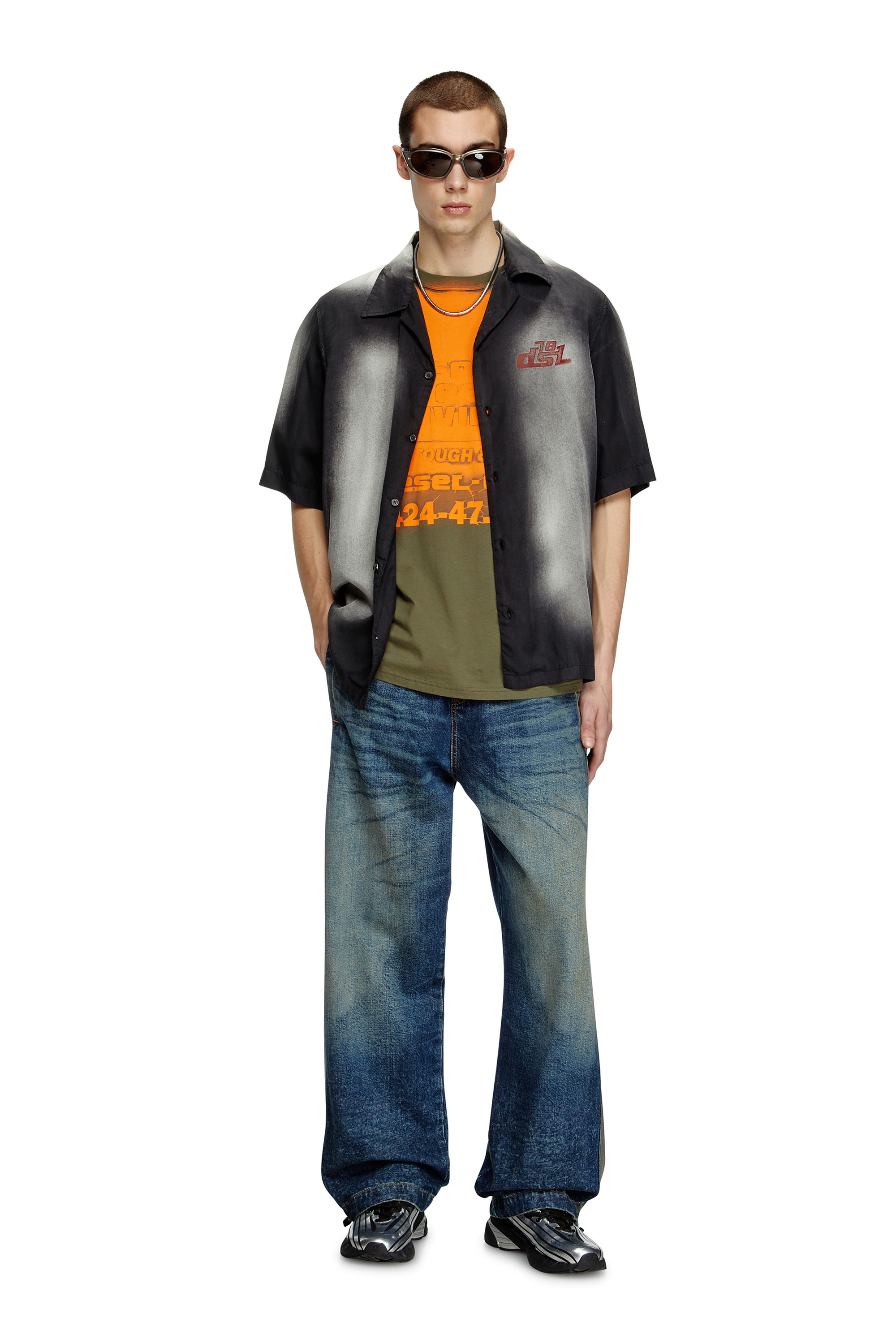 Diesel - T-BOXT-R15, T-shirt à motif graphique avec logo éclaté Homme in Vert - 2