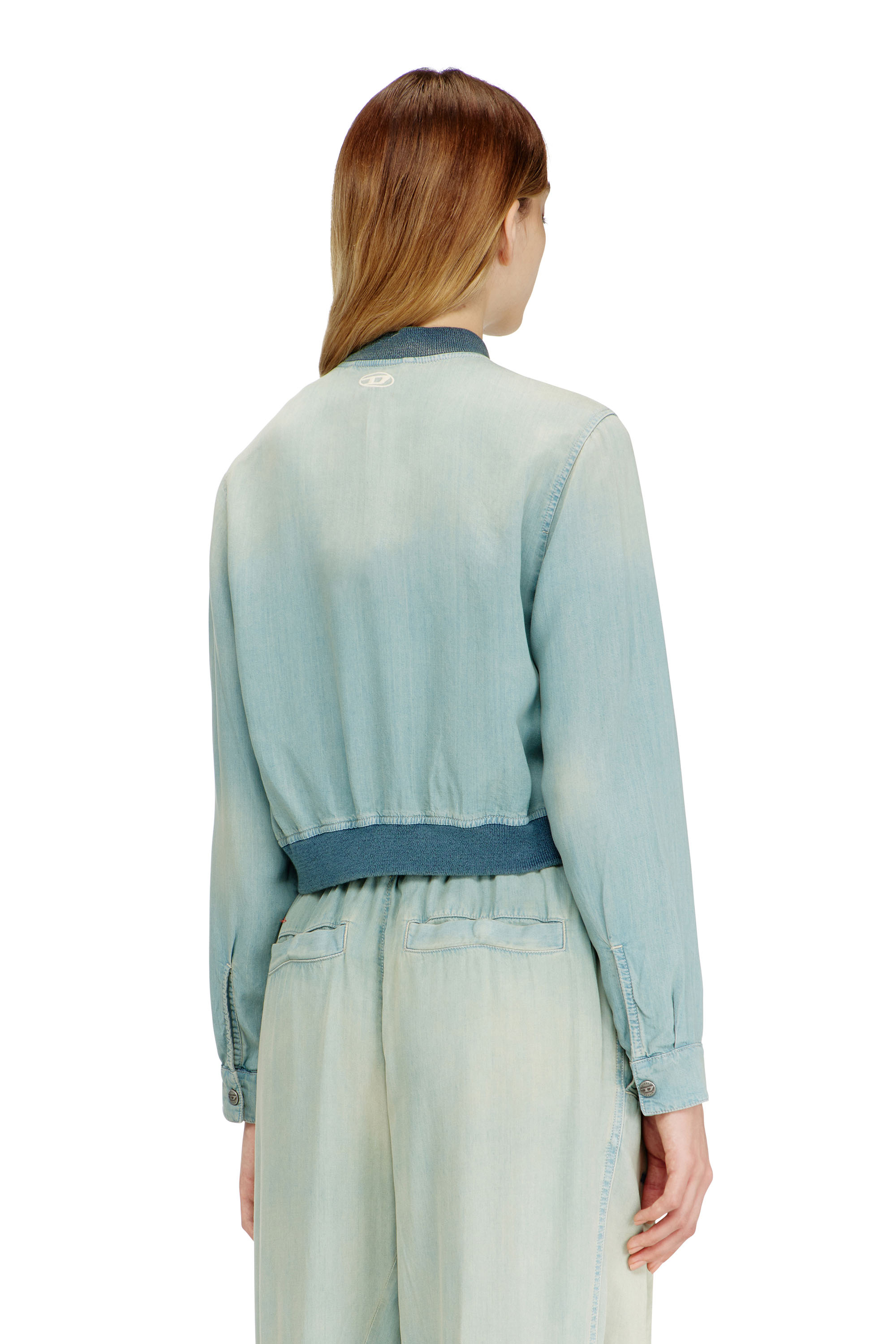 Diesel - DE-RANIA-S1, Chemise bomber en denim fluide &agrave; effet sali Femme in ToBeDefined - 5