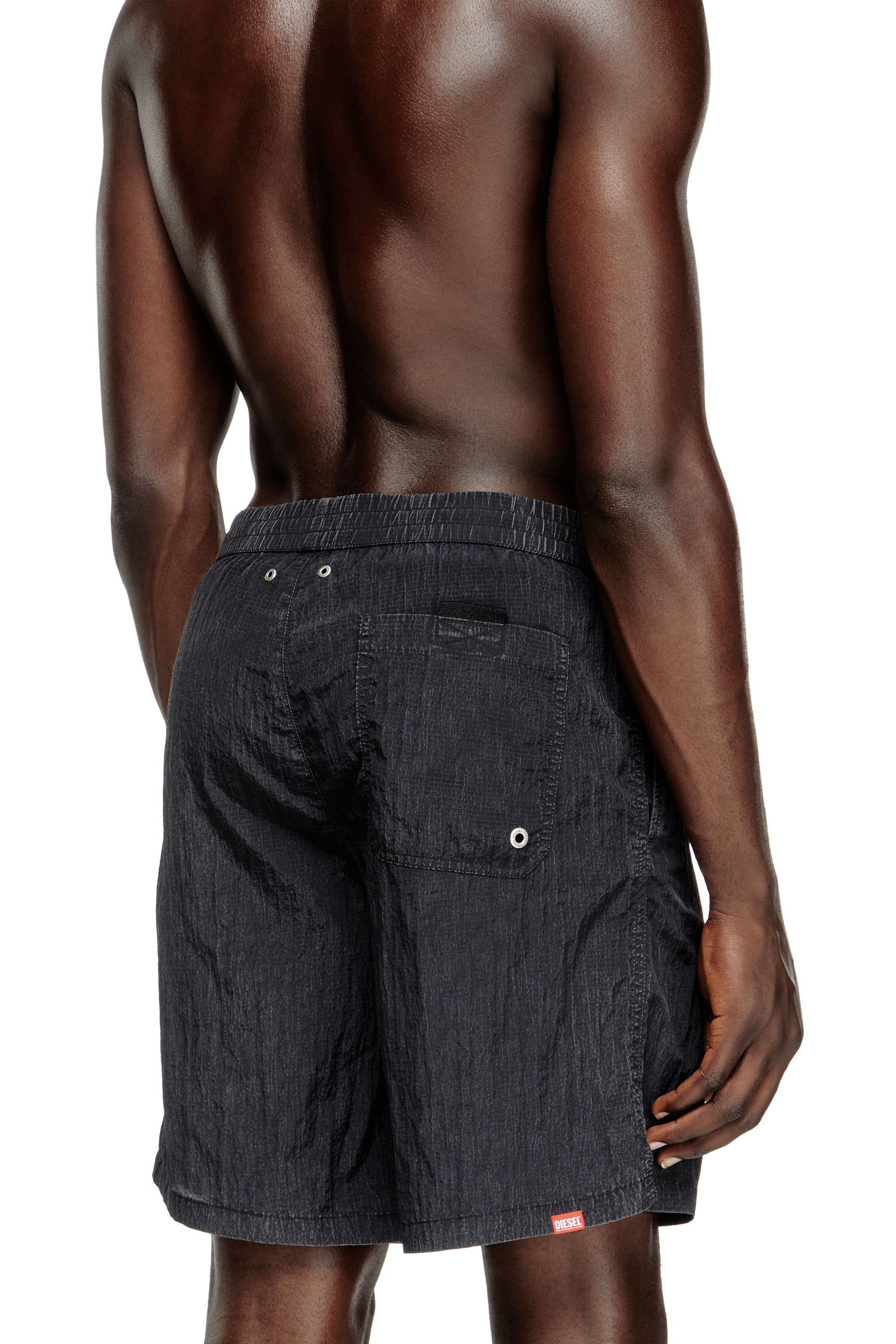 Diesel - POWEL-47.5-UTLT, Man's Board shorts in camo ripstop in Black/Green - 3