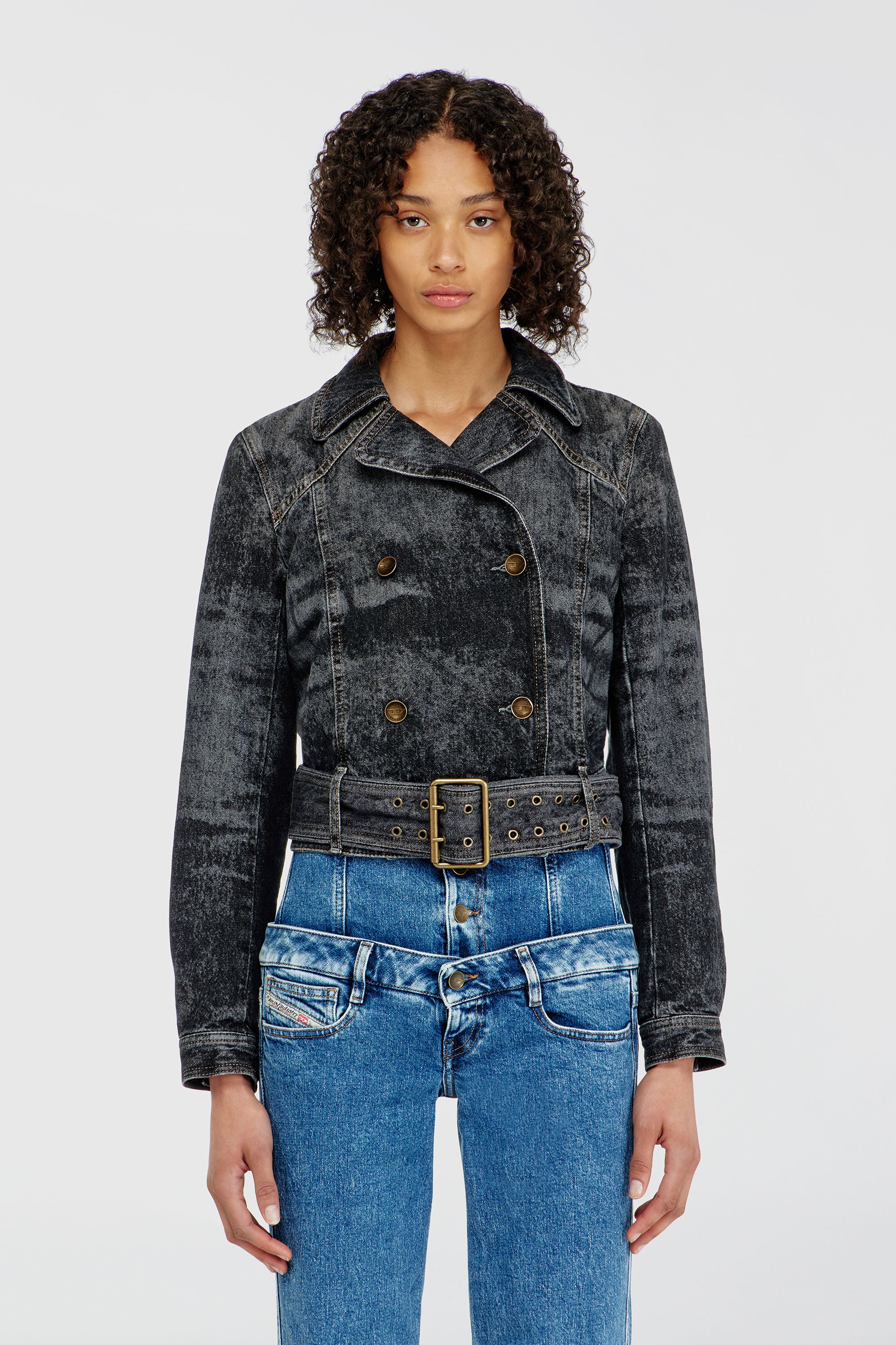 Diesel - DE-LEGEND-S, Chaqueta denim cropped con cintur&oacute;n Mujer in Negro - 3