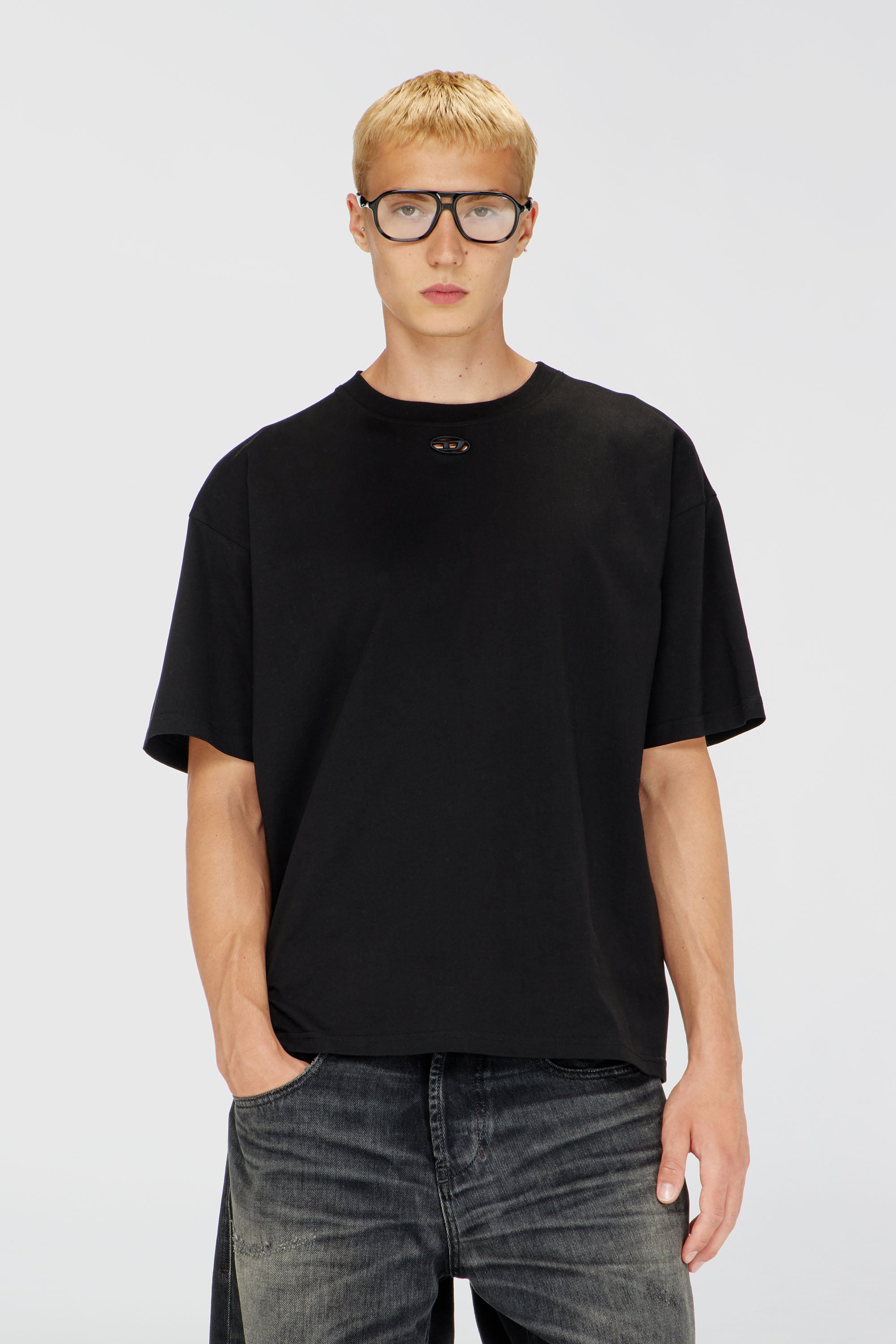 Diesel - T-BOXT-DCO, Man's Relaxed cotton T-shirt with Oval D embroidery in Black - 1