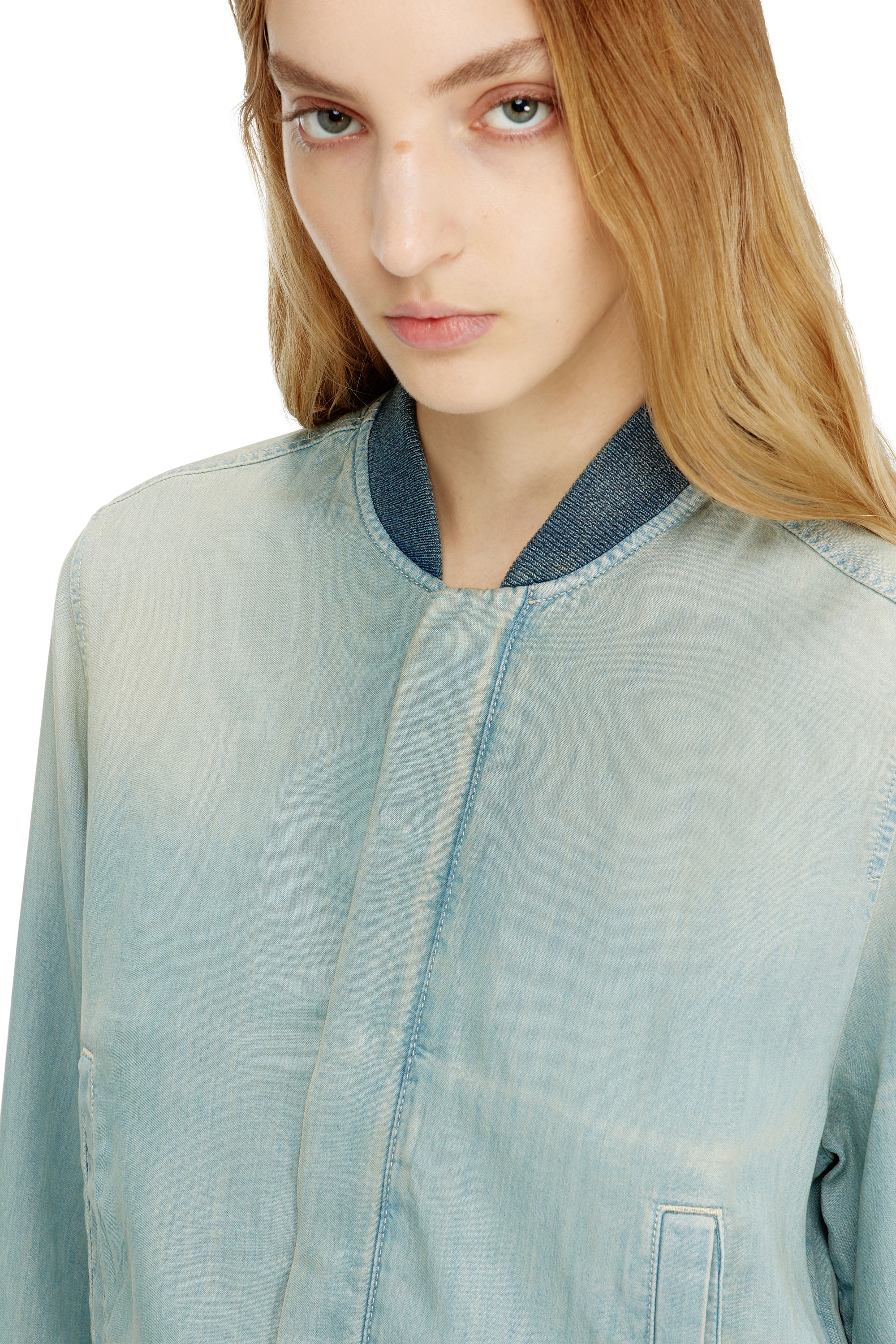 Diesel - DE-RANIA-S1, Chemise bomber en denim fluide &agrave; effet sali Femme in ToBeDefined - 4