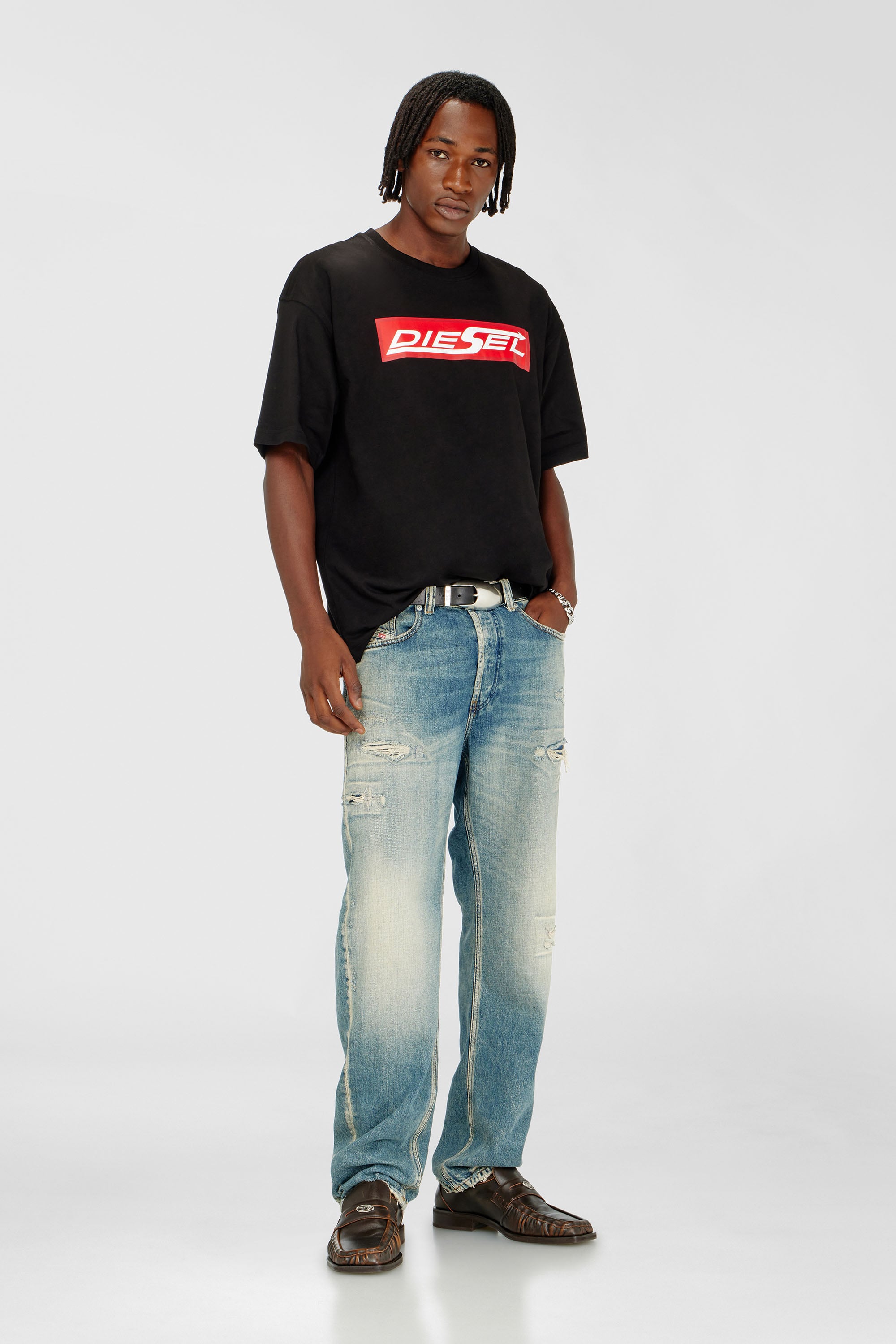 Diesel - T-BOXT-AA20, Male's Cotton T-shirt with Diesel logo print in Red/Black - 2