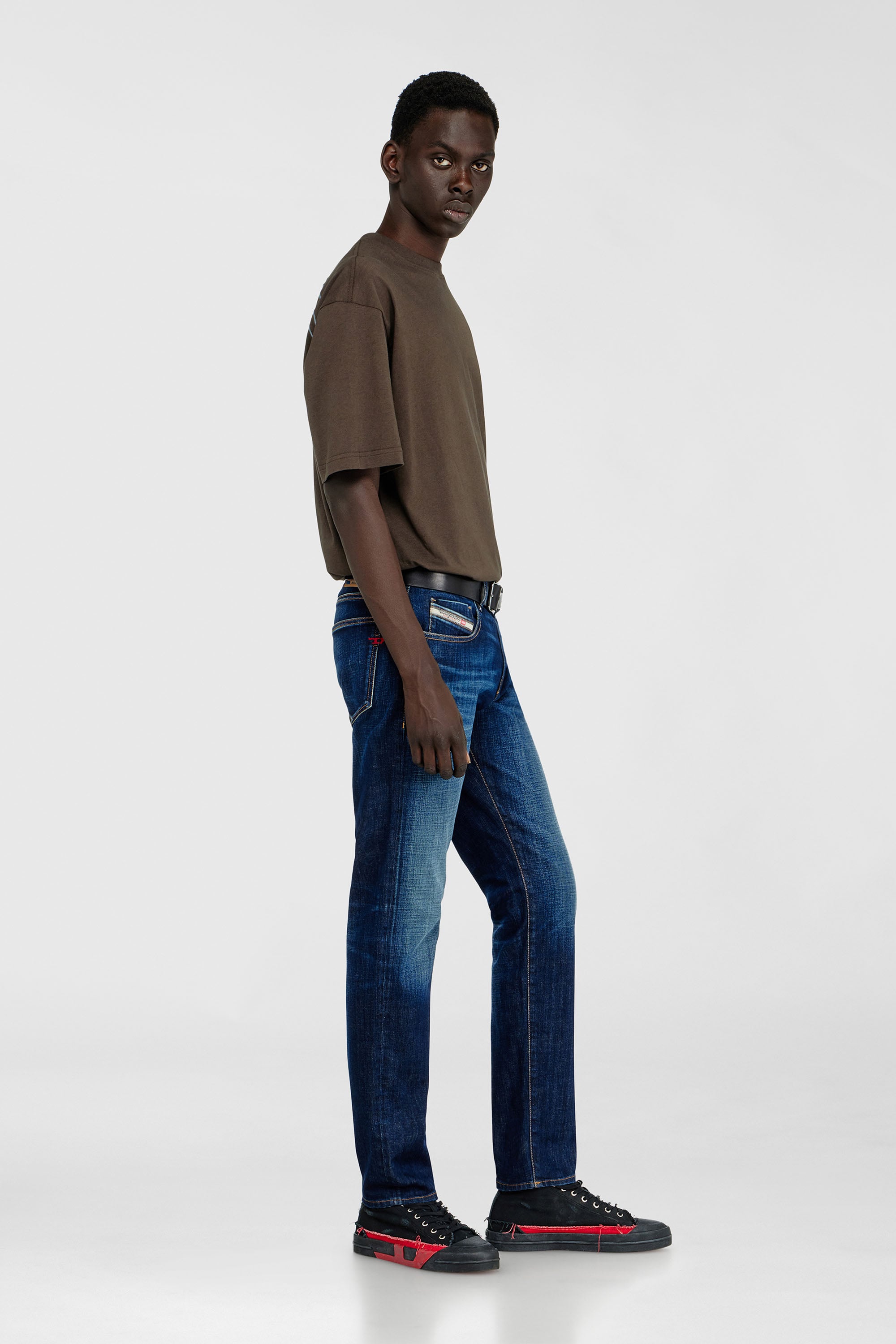 Diesel - Man's Slim Jeans 2019 D-Strukt 09L61, Medium blue - 2