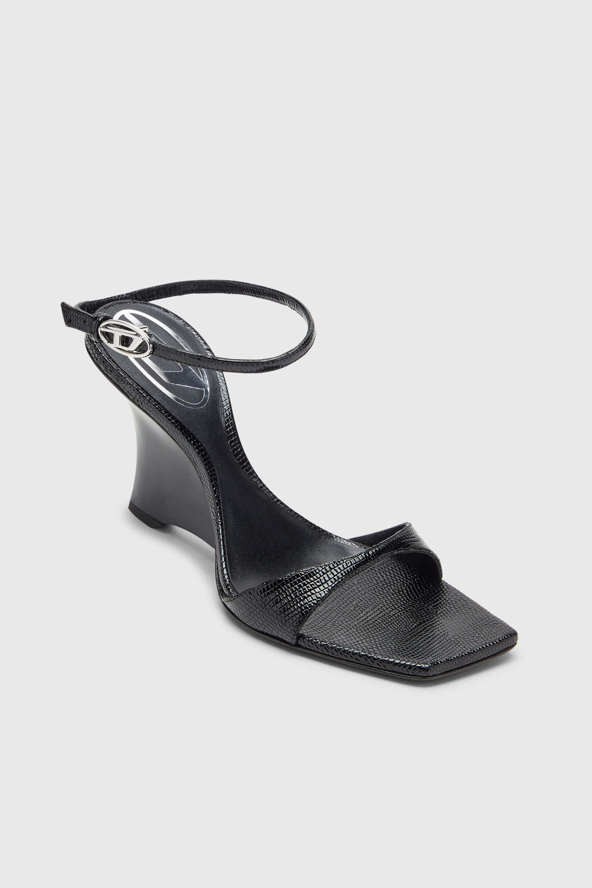 Diesel - D-AMBER SANDAL WEDGE, D-Amber-Sandalias de cu&ntilde;a en cuero efecto lagarto Mujer in Negro - 4