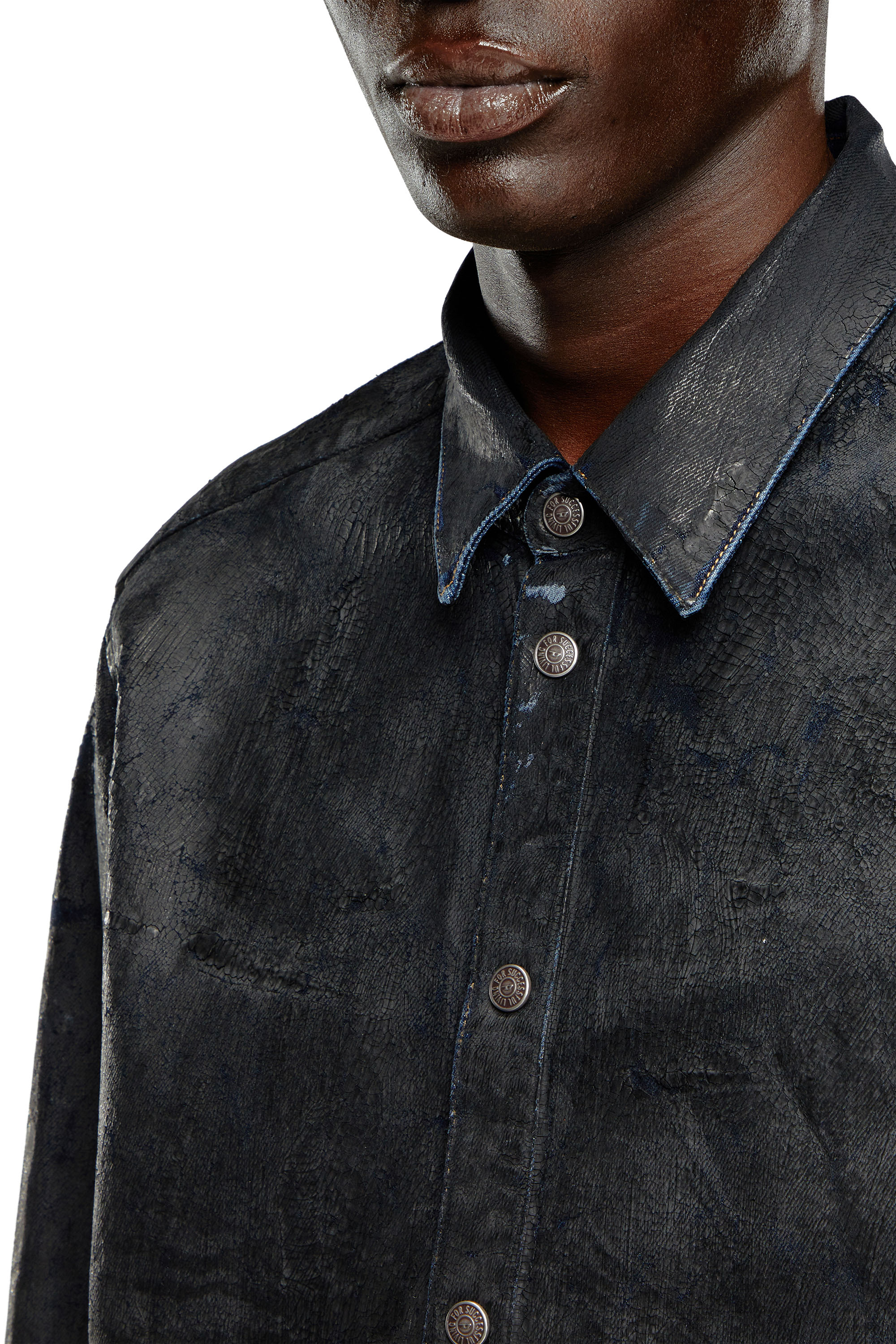 Diesel - D-SIMPLY-FSE, Male's Denim shirt with craquelé coating in Black - 4
