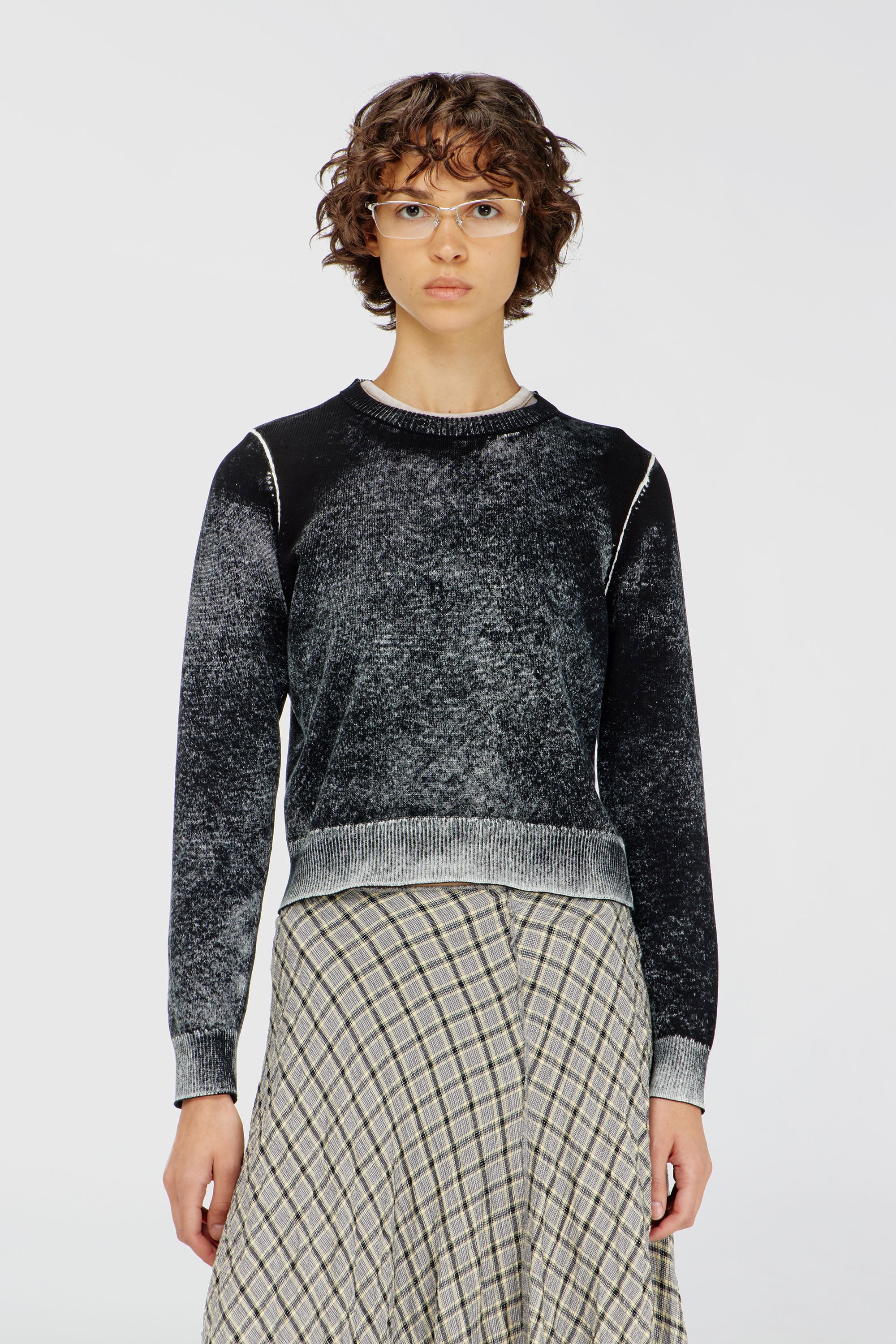 Diesel - M-LOVRE, Pull avec impression invers&eacute;e d&eacute;lav&eacute;e Femme in Polychrome - 2