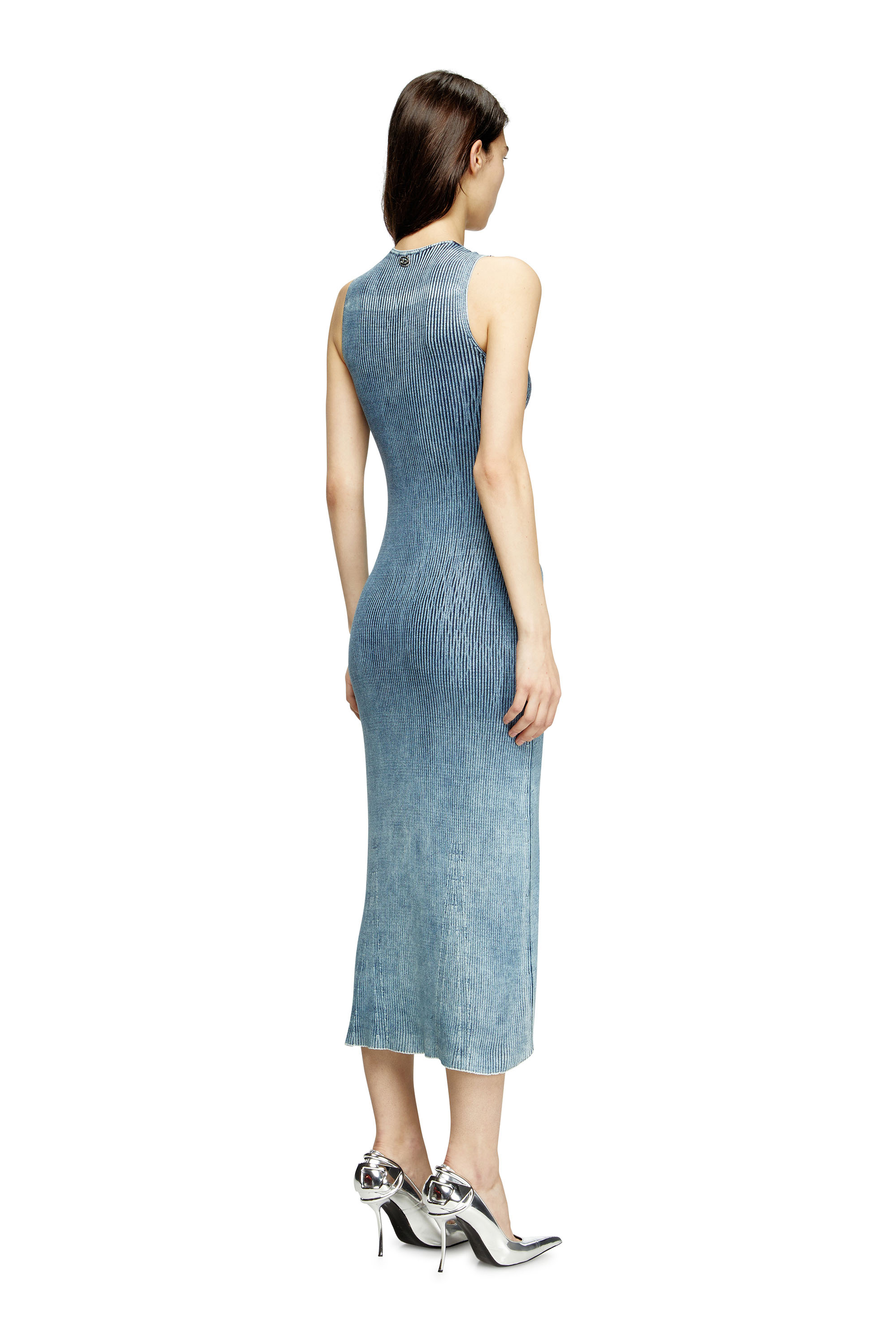 Diesel - M-MILONG, Robe midi en fil de denim à effet brillant Femme in Bleu - 4