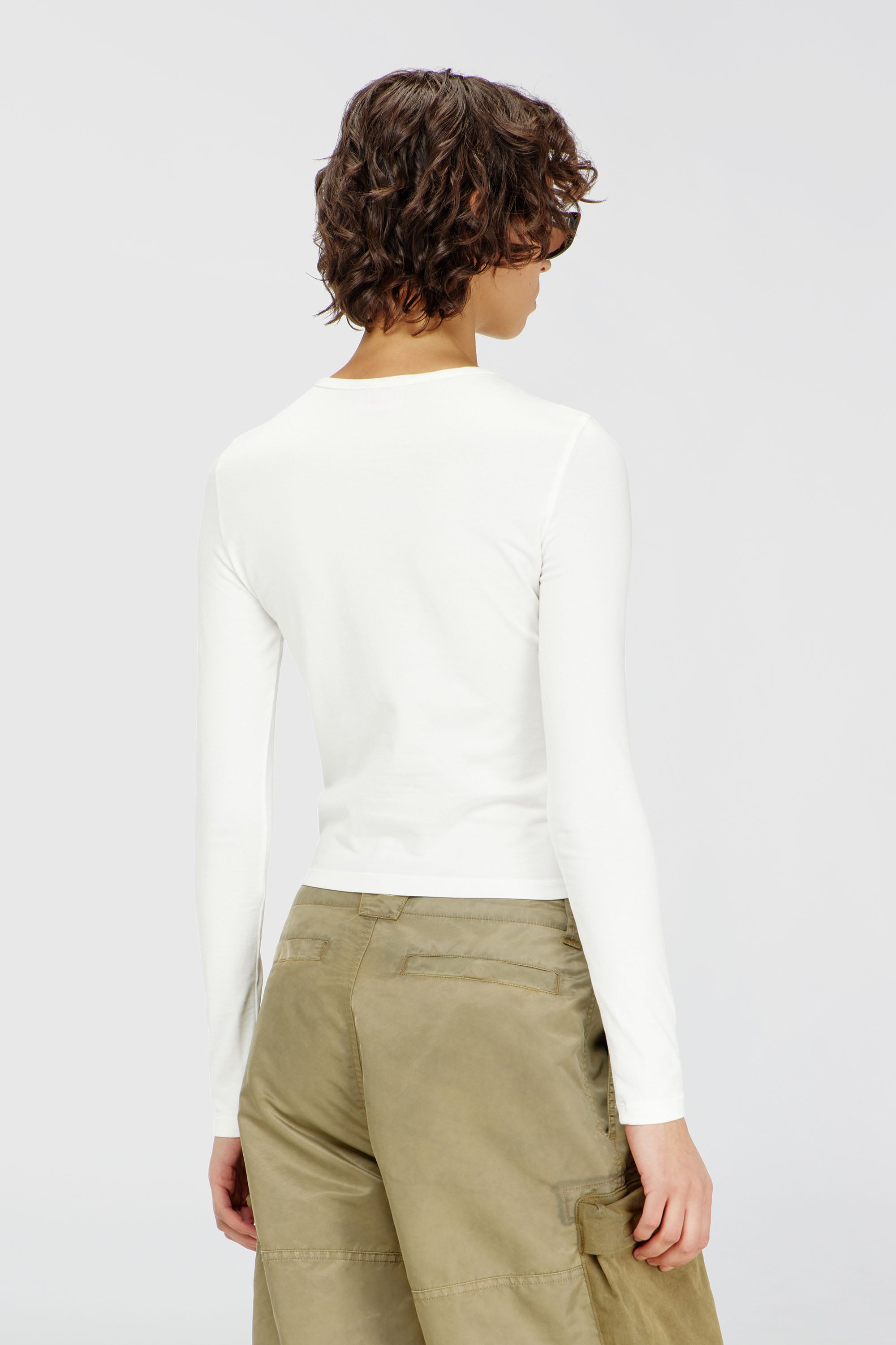 Diesel - T-UNCUTIESLONG-LS-OD, Jersey de algod&oacute;n con logotipo Oval D Mujer in Blanco - 4
