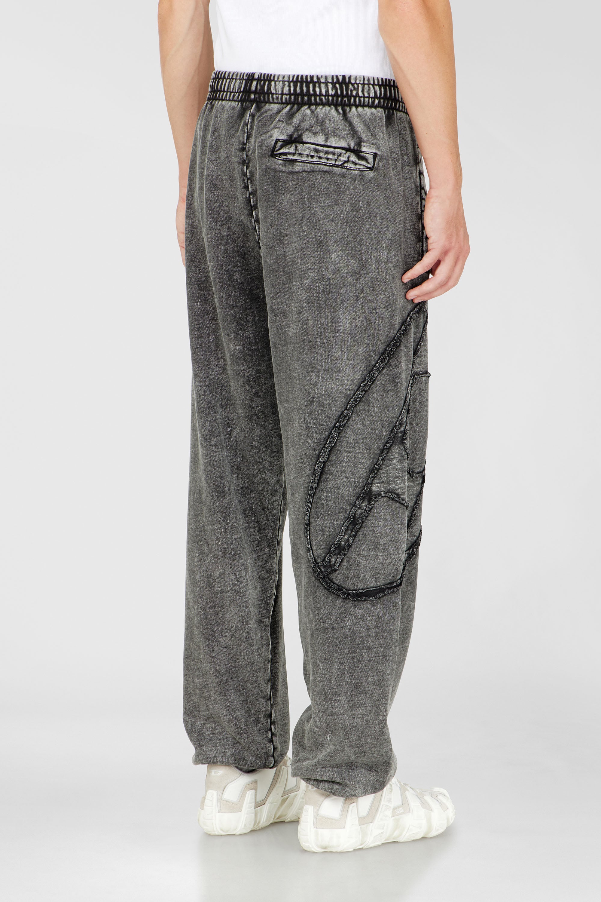 Men's Organic cotton sweatpants with Oval D patch | Grey | Diesel US