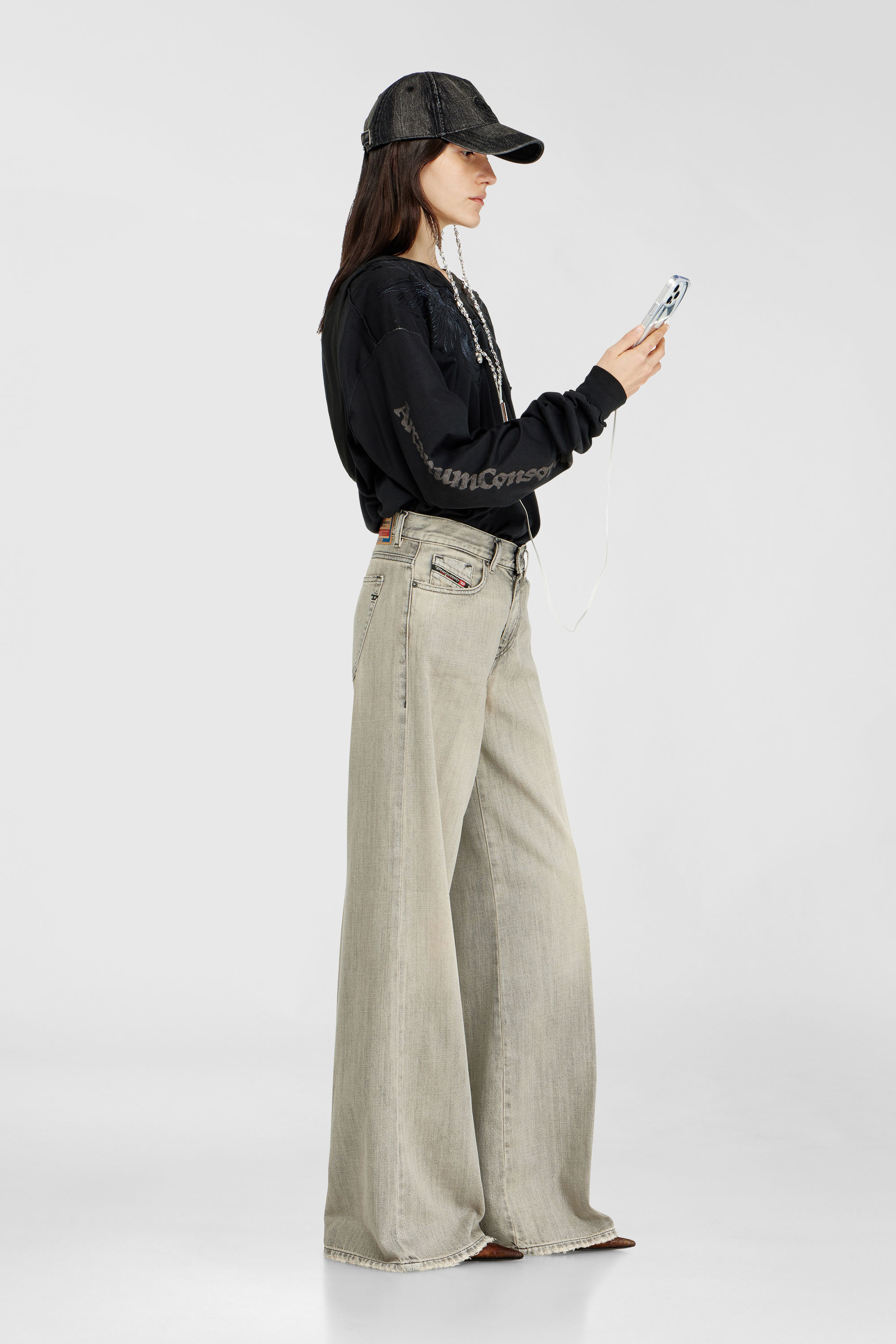 Diesel - Flare Jeans 1978 D-Akemi 068RU Mujer, Gris - 1