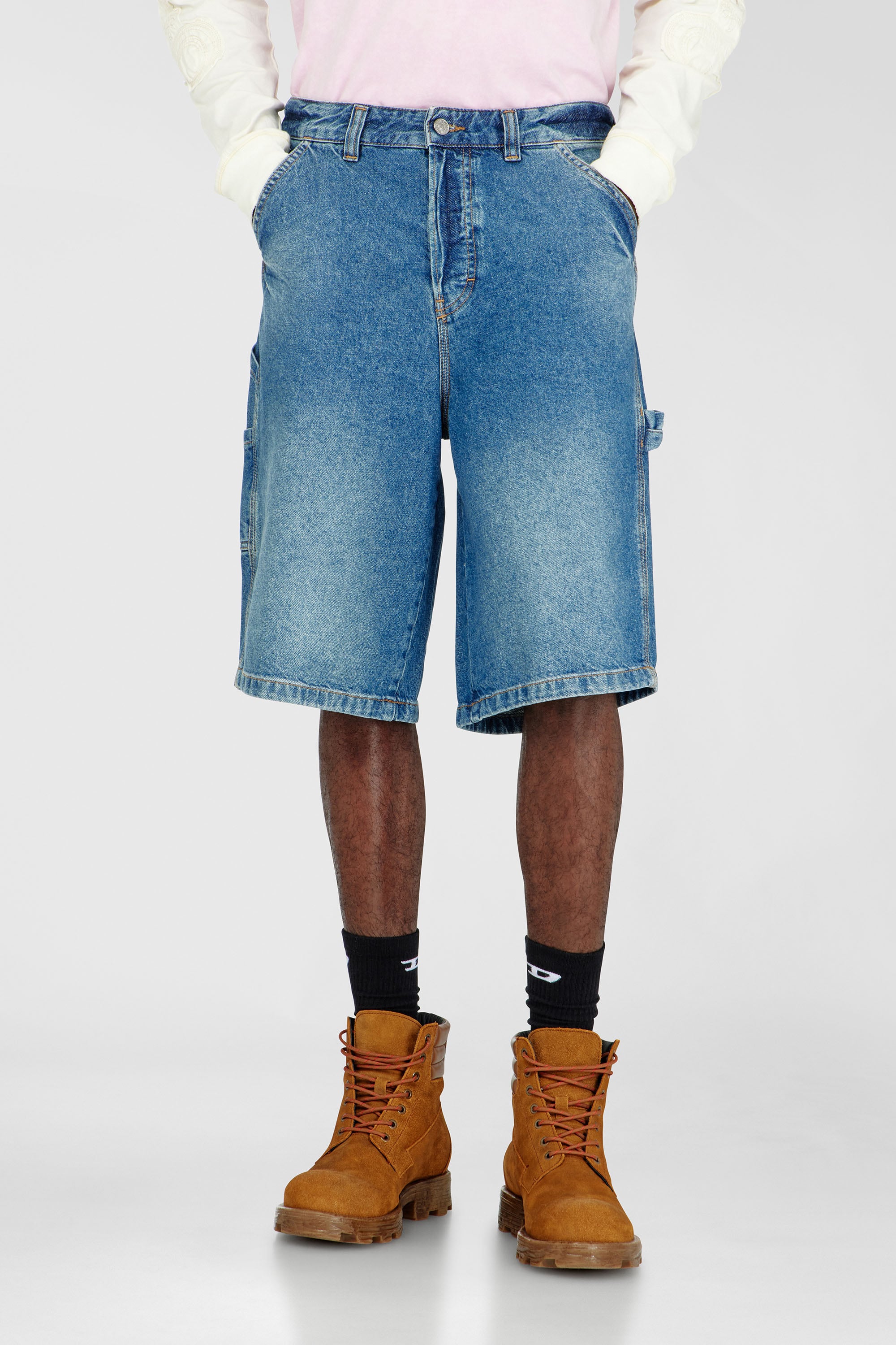 Diesel - D-LIVERY-W-SHORT, Shorts en denim style utilitaire Homme in Bleu - 3
