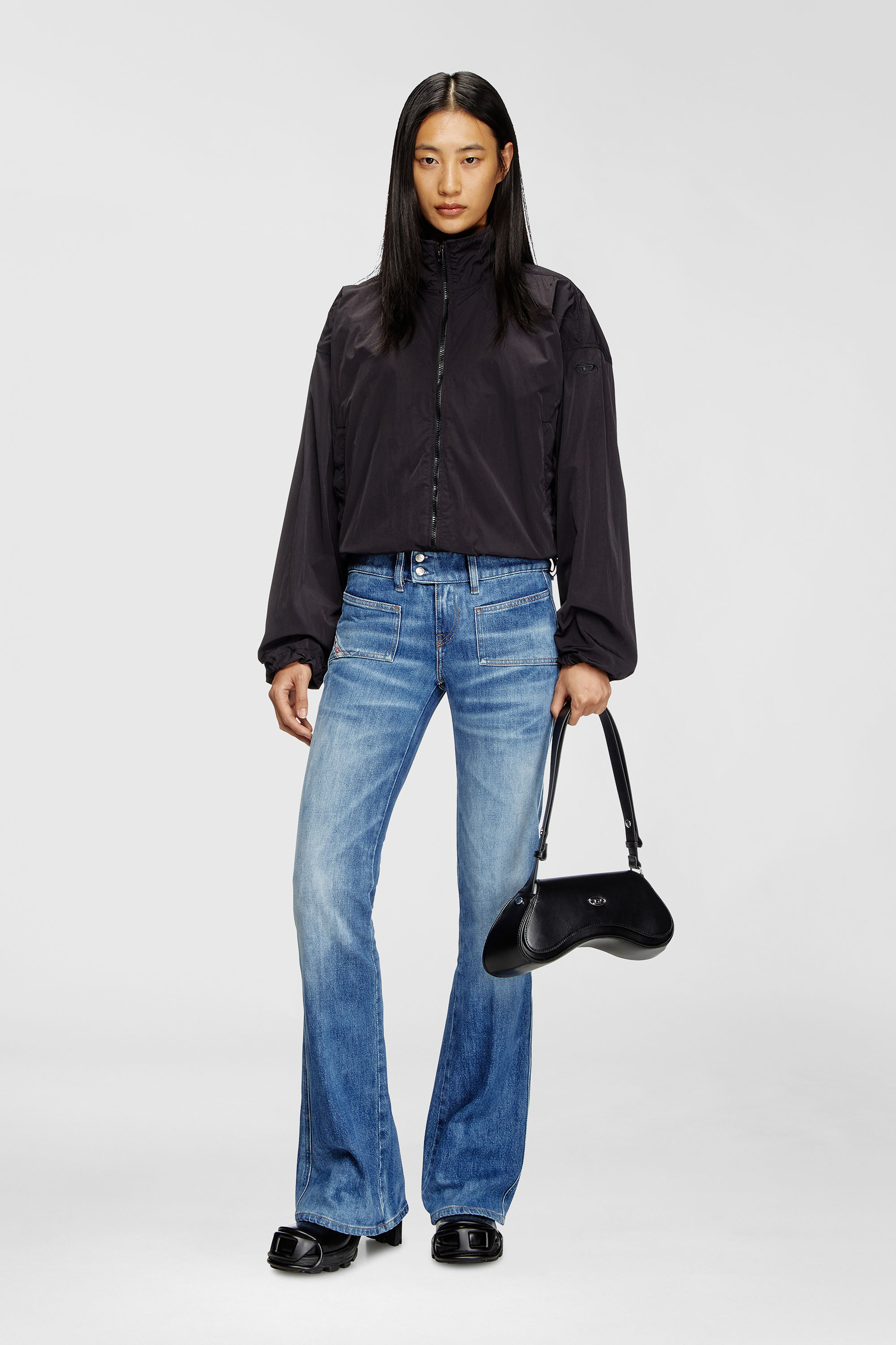 Diesel - PLAY CROSSBODY, Play-Bandolera de cuero semibrillante Mujer in Negro - 1