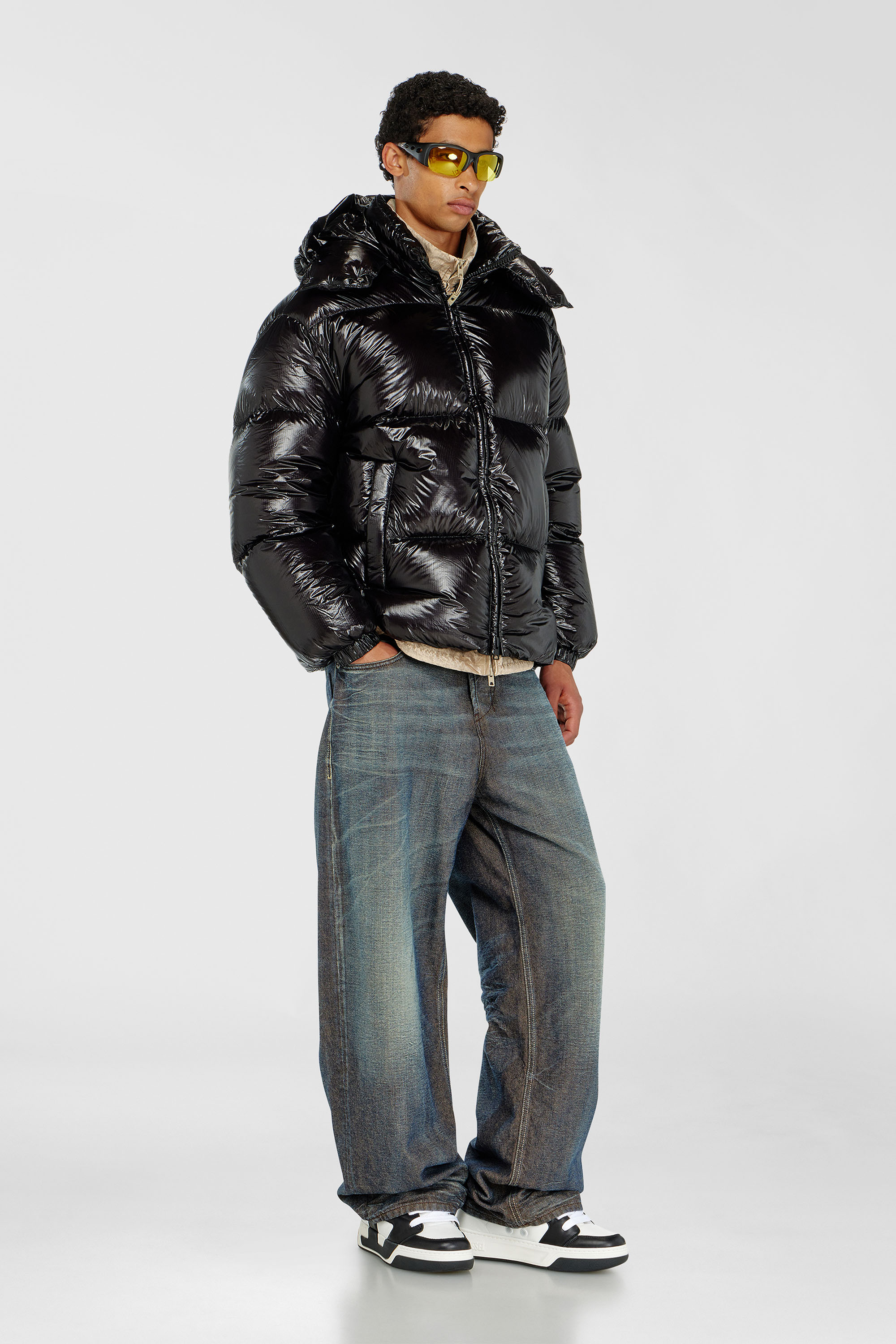 Diesel - W-ROLFYS-WRD-BKCP, Male's Down puffer jacket with detachable hood in Black - 2