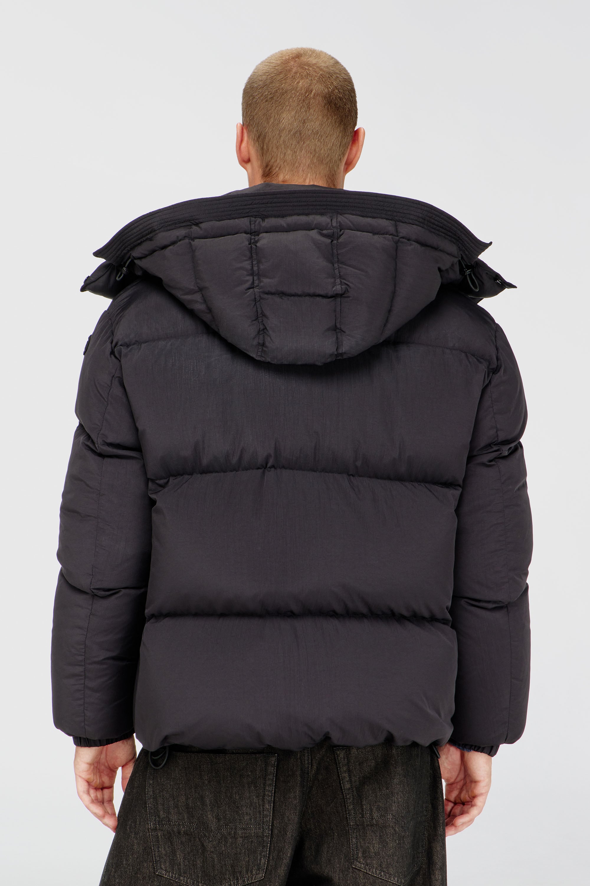 Diesel - W-ROLFYS-WRD, Veste matelass&eacute;e en Taslan ViralOff&reg; Homme in Gris - 5