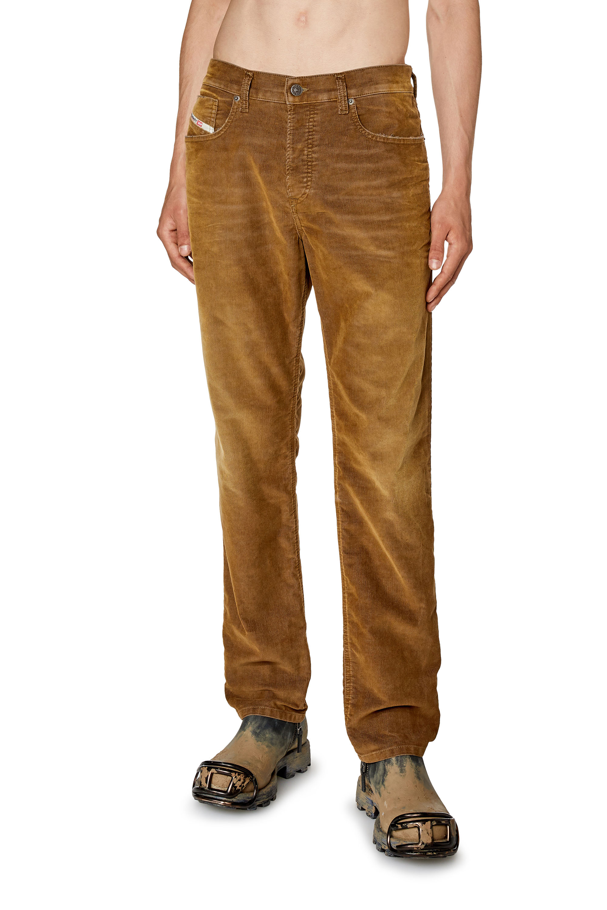 Diesel - Tapered Jeans 2023 D-Finitive 003GJ Homme, Marron - Image 2