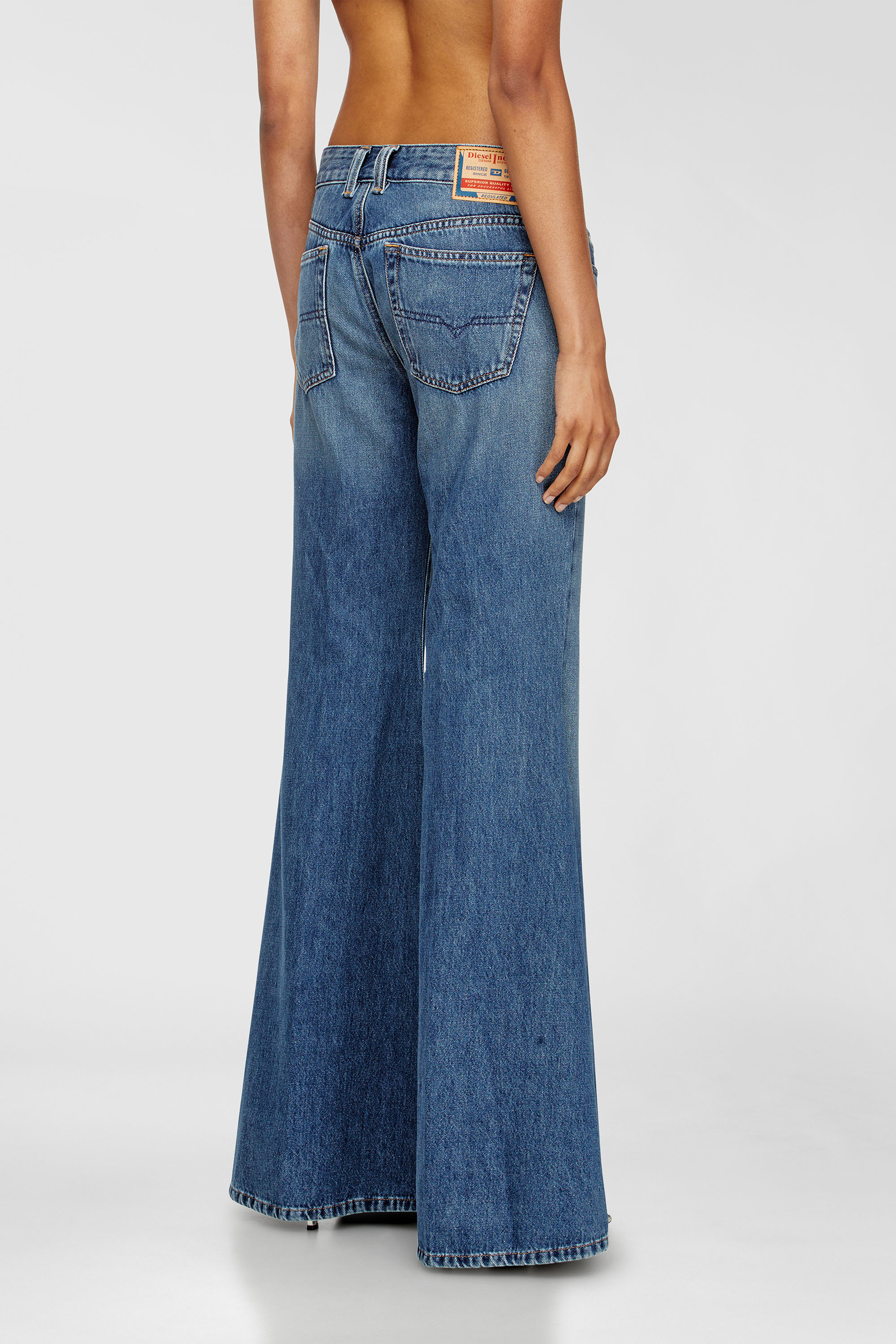 Diesel - Female's Flare Jeans 1970 D-Bleess 09M56, Medium Blue - 3